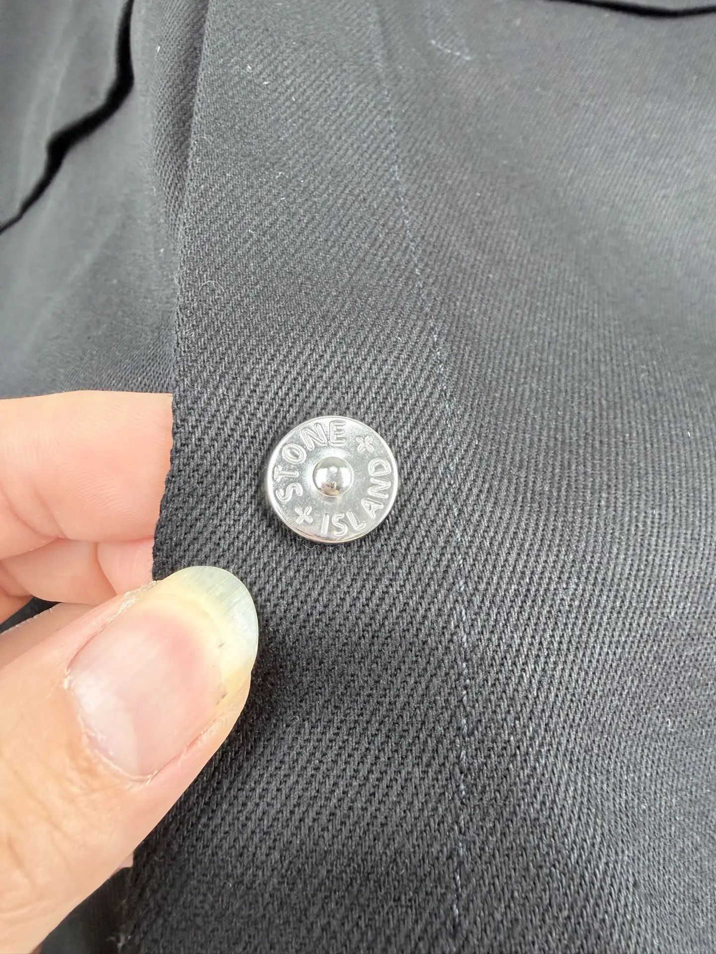 Garment-Dyed Cotton Twill Overshirt D31519996 — view 11