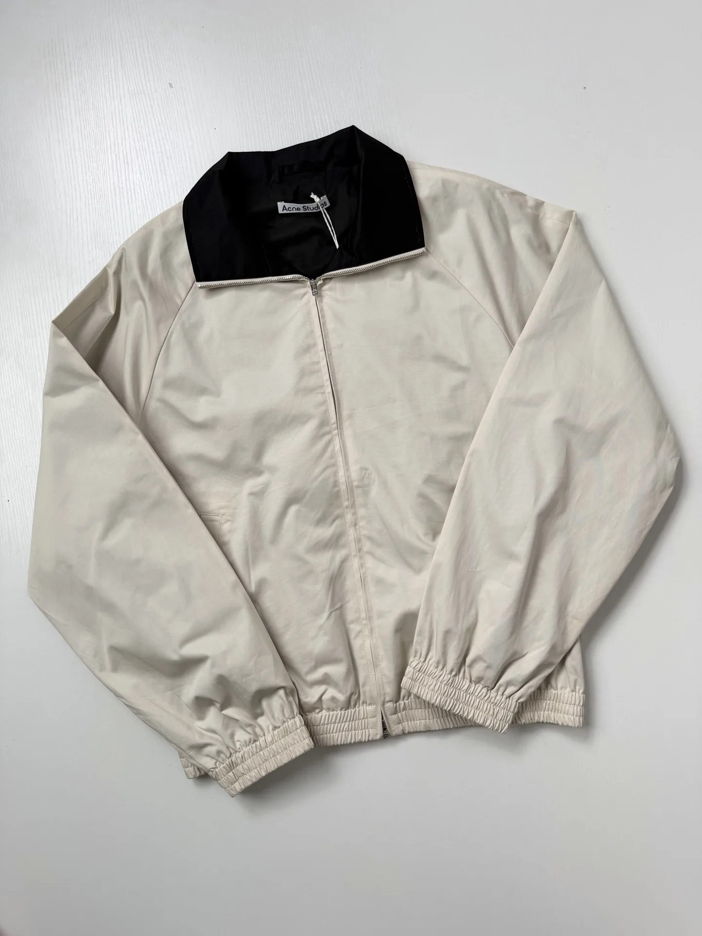 Logo-Embroidered Poplin Harrington Jacket D31823453 — view 3