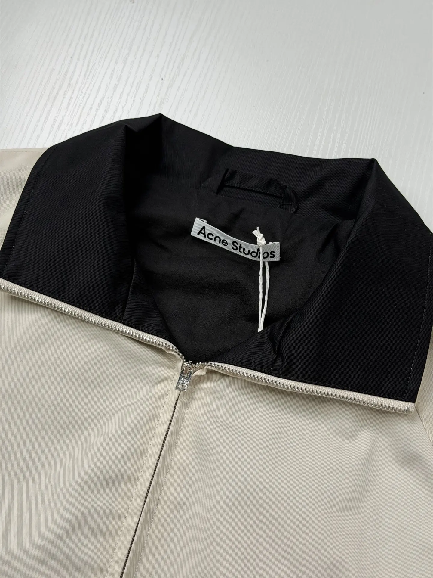 Logo-Embroidered Poplin Harrington Jacket D31823453 — view 5