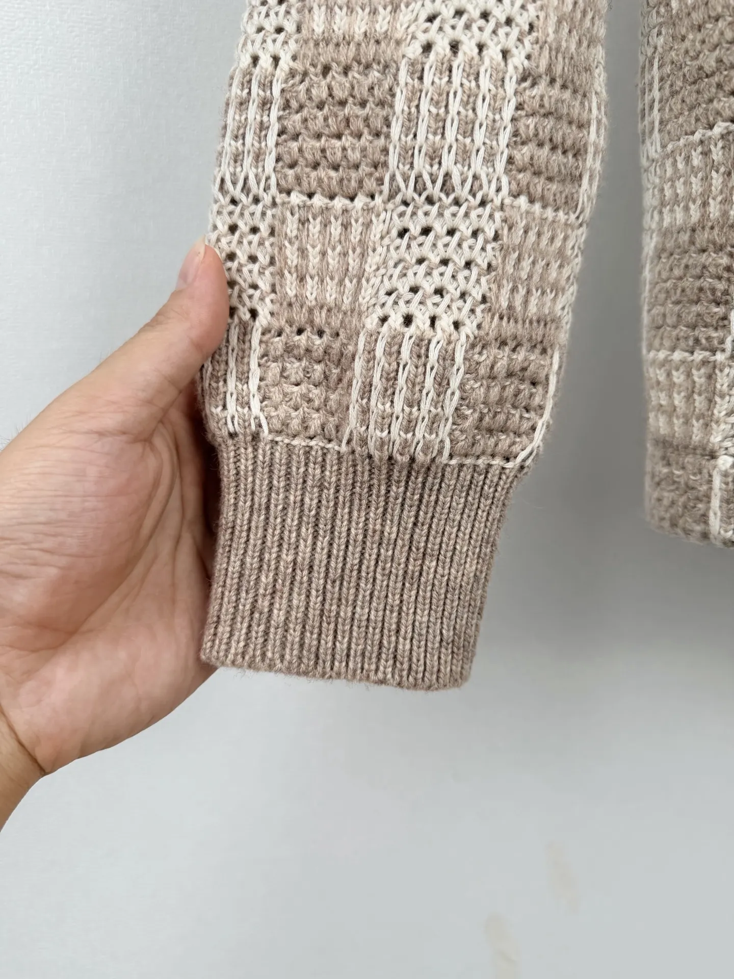 Damier Tweed Jacquard Knit Cardigan D32020018 — view 8