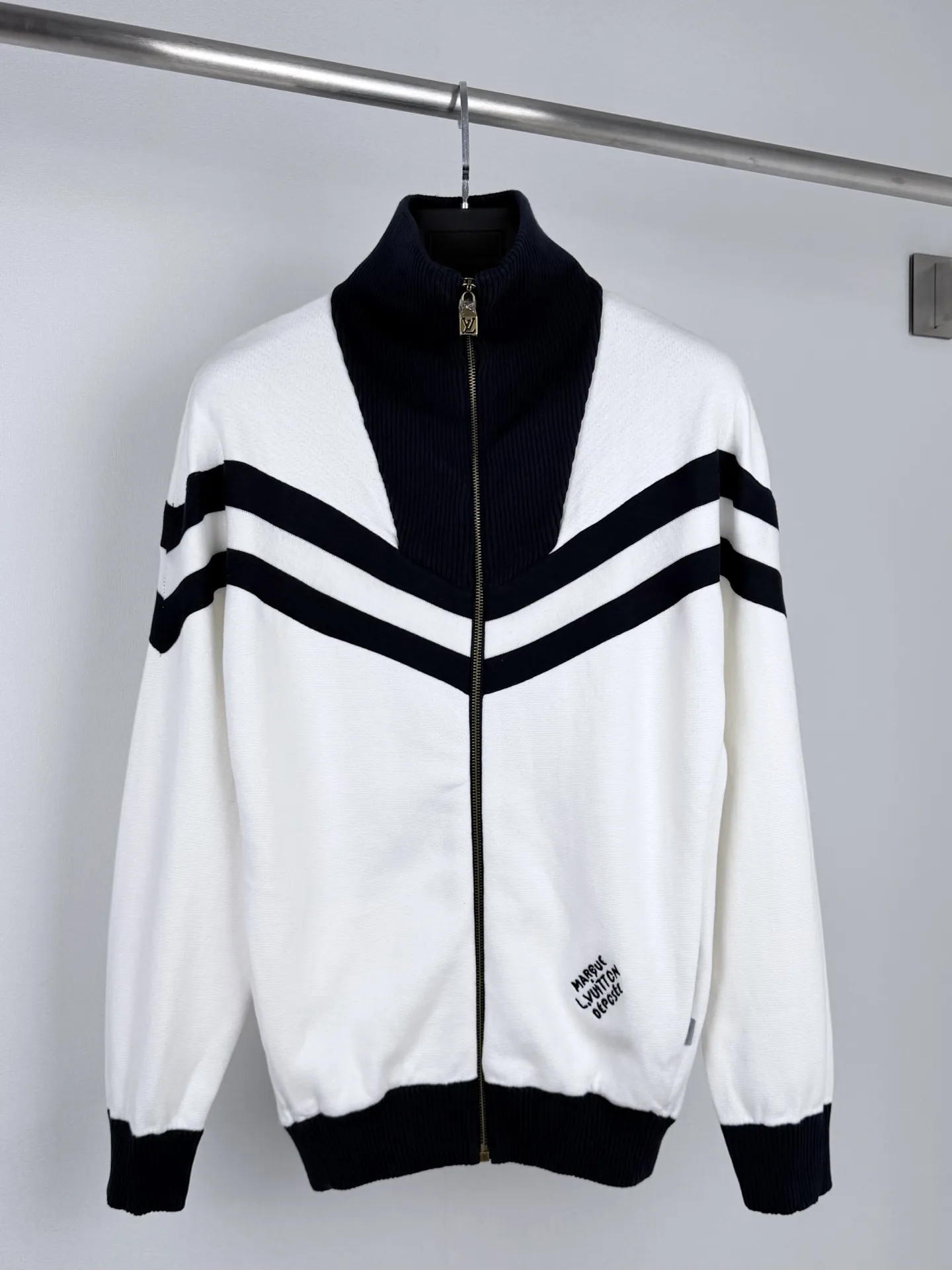 Nautical Zip-Up Cotton Knit Cardigan D32020030
