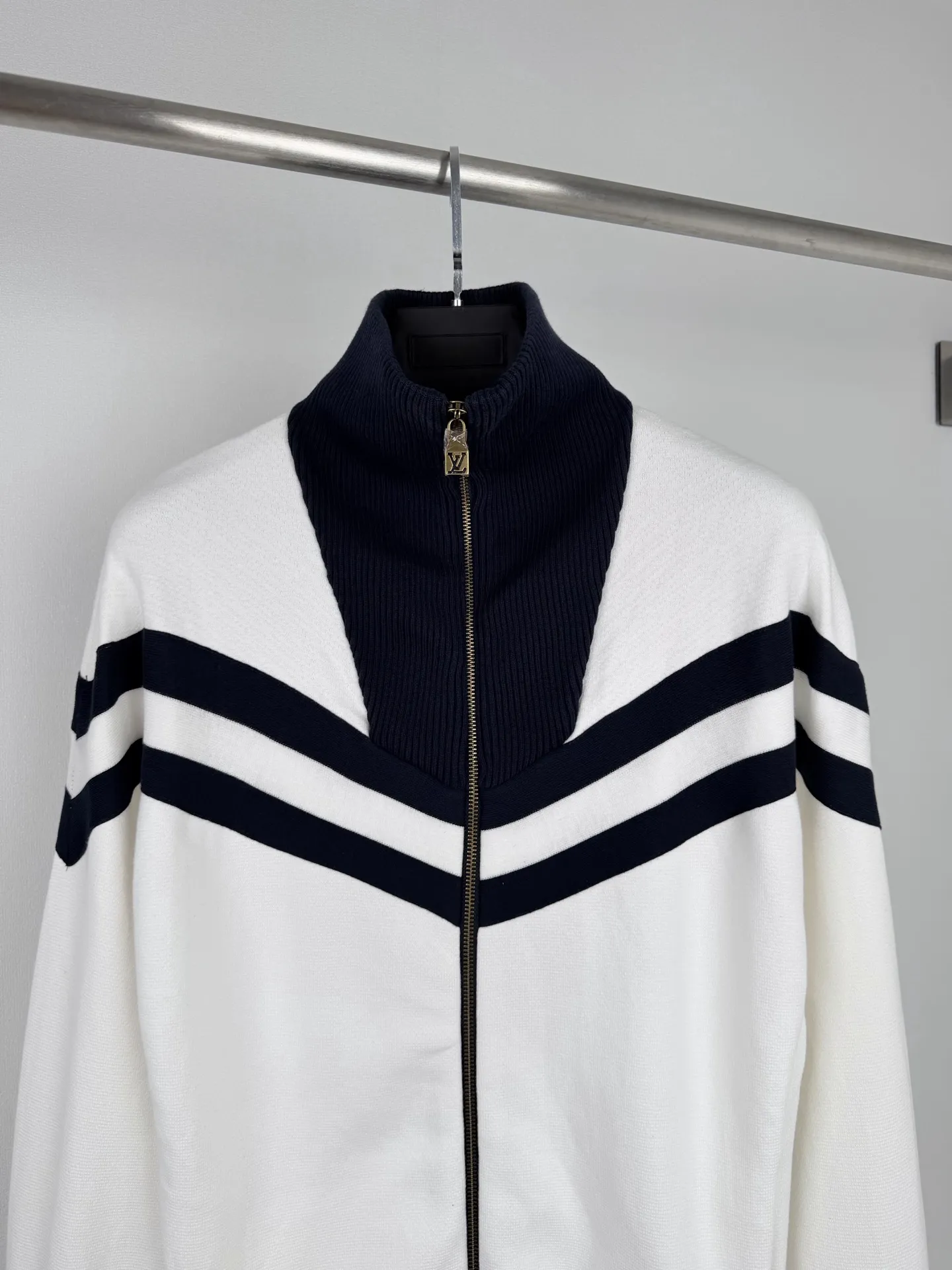 Nautical Zip-Up Cotton Knit Cardigan D32020030 — view 2
