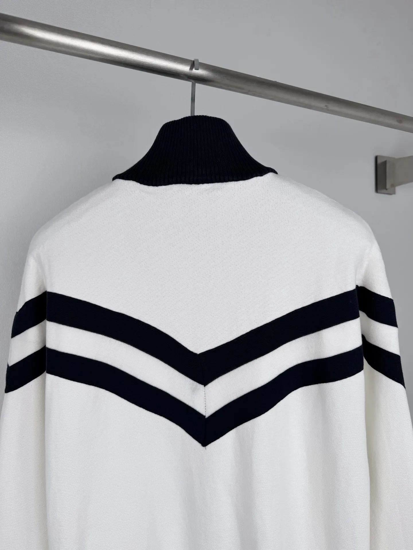 Nautical Zip-Up Cotton Knit Cardigan D32020030 — view 4