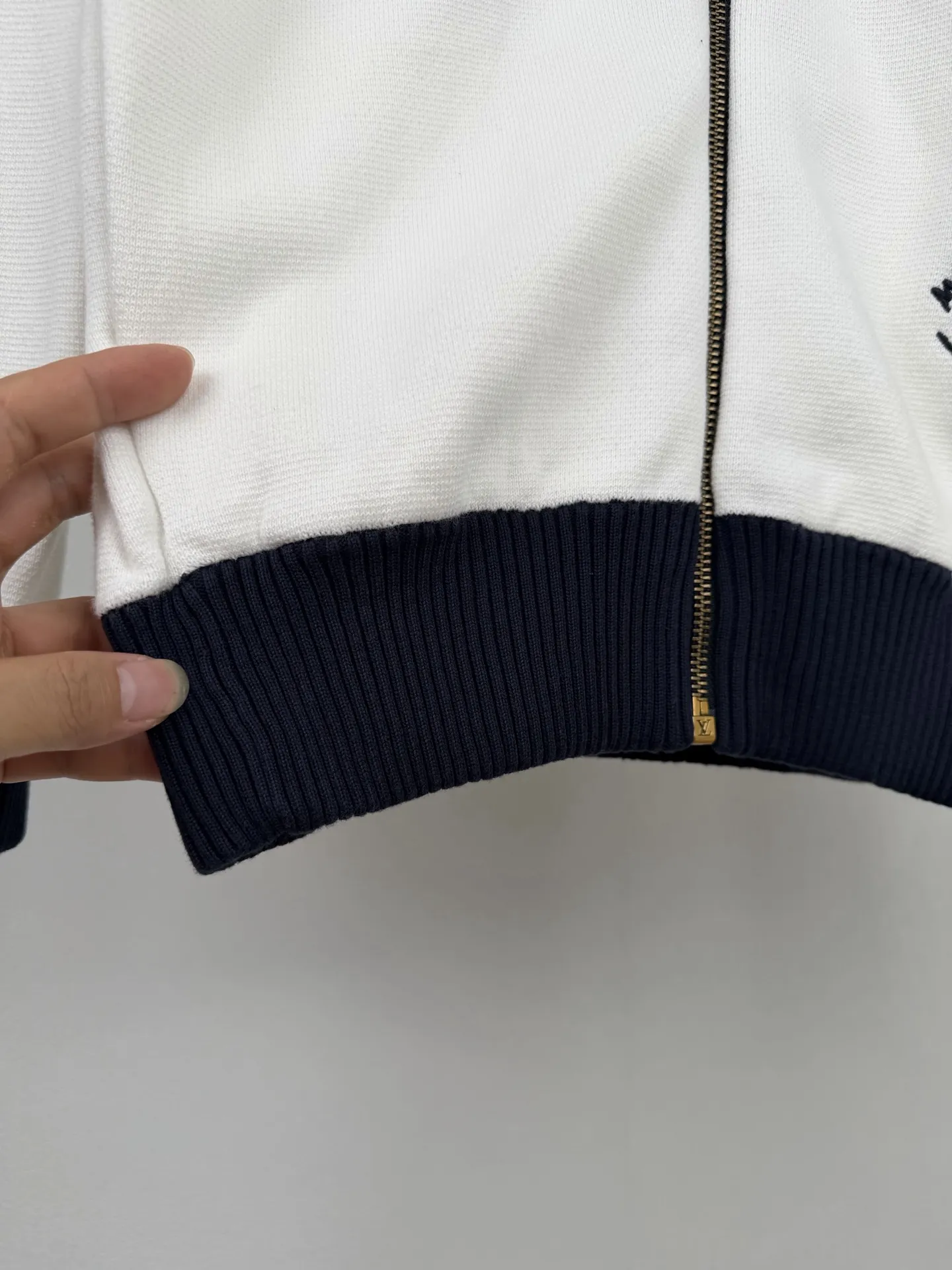 Nautical Zip-Up Cotton Knit Cardigan D32020030 — view 9