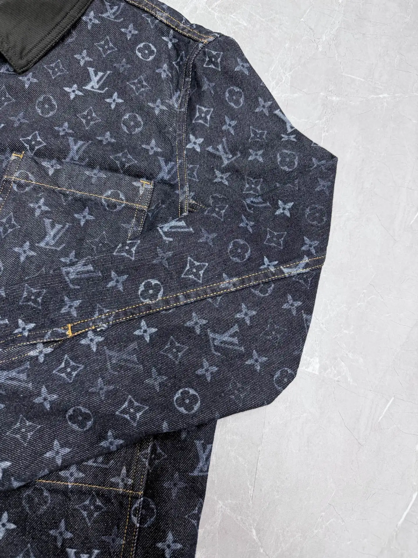 Monogram Zip-Up Denim Jacket D32022030 — view 5