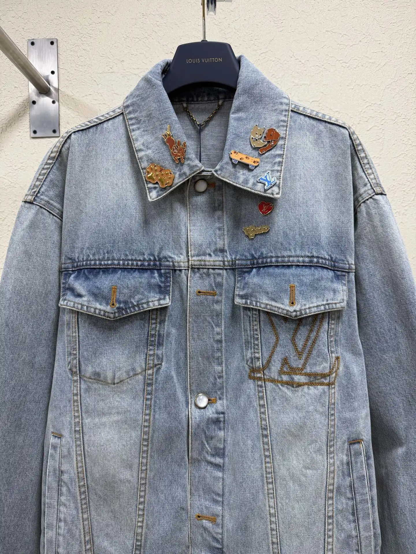 Embellished Denim Trucker Jacket D33021881 — view 3