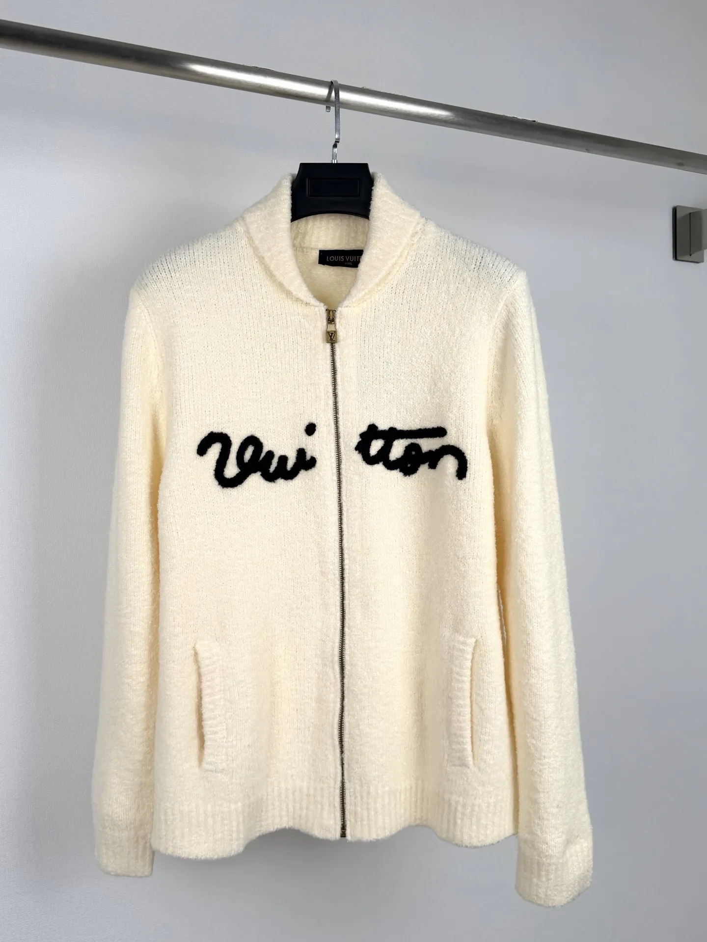 Script Logo Chenille Embroidery Zip-Up Cardigan D33520035