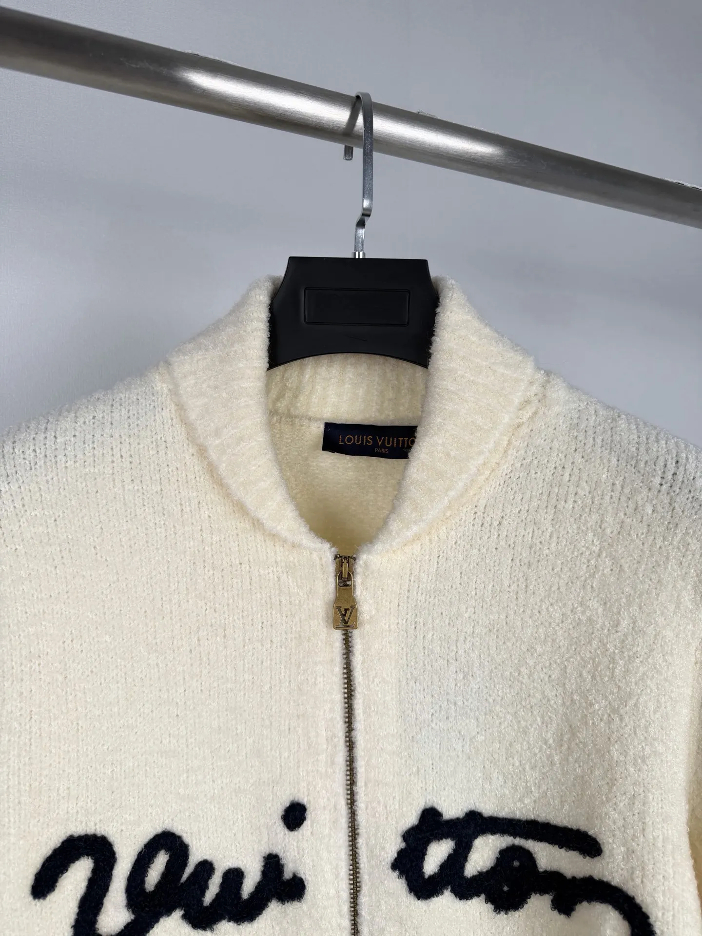 Script Logo Chenille Embroidery Zip-Up Cardigan D33520035 — view 5