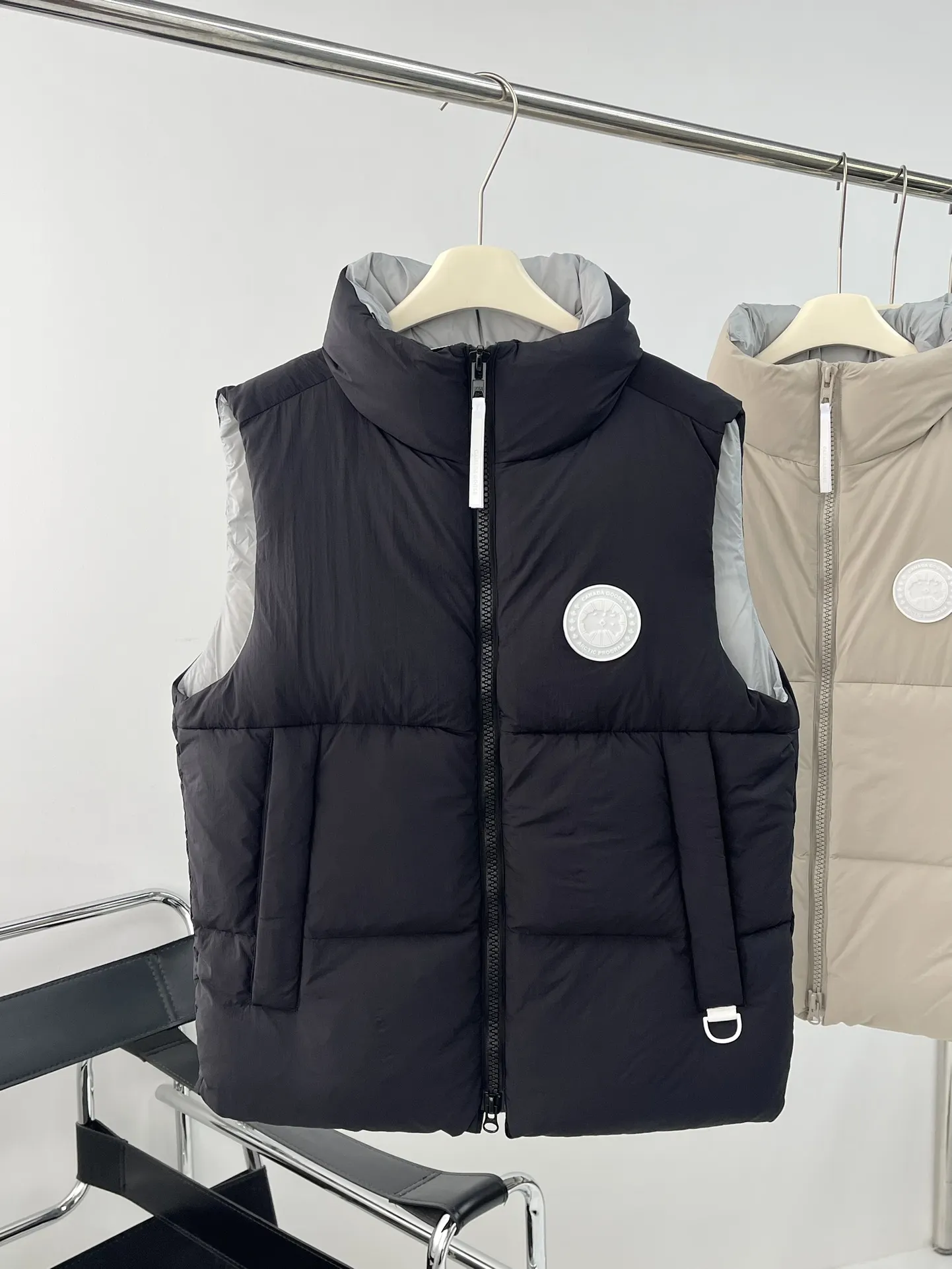 Everett Pastels Down-Filled Gilet D34022721