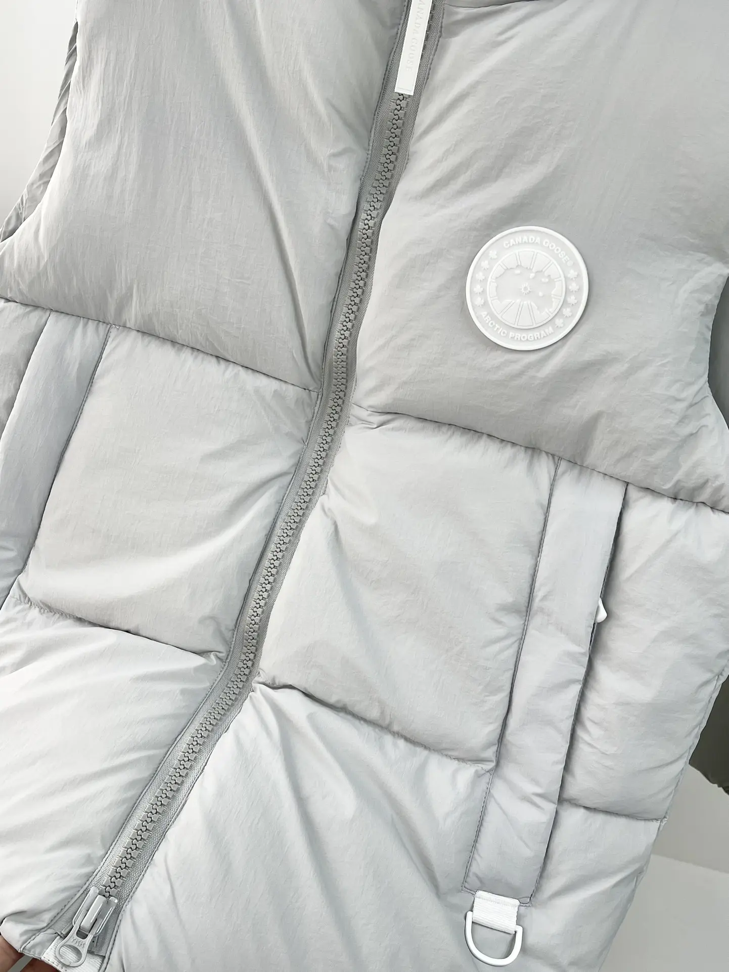 Everett Pastels Down-Filled Gilet D34022719 — view 5