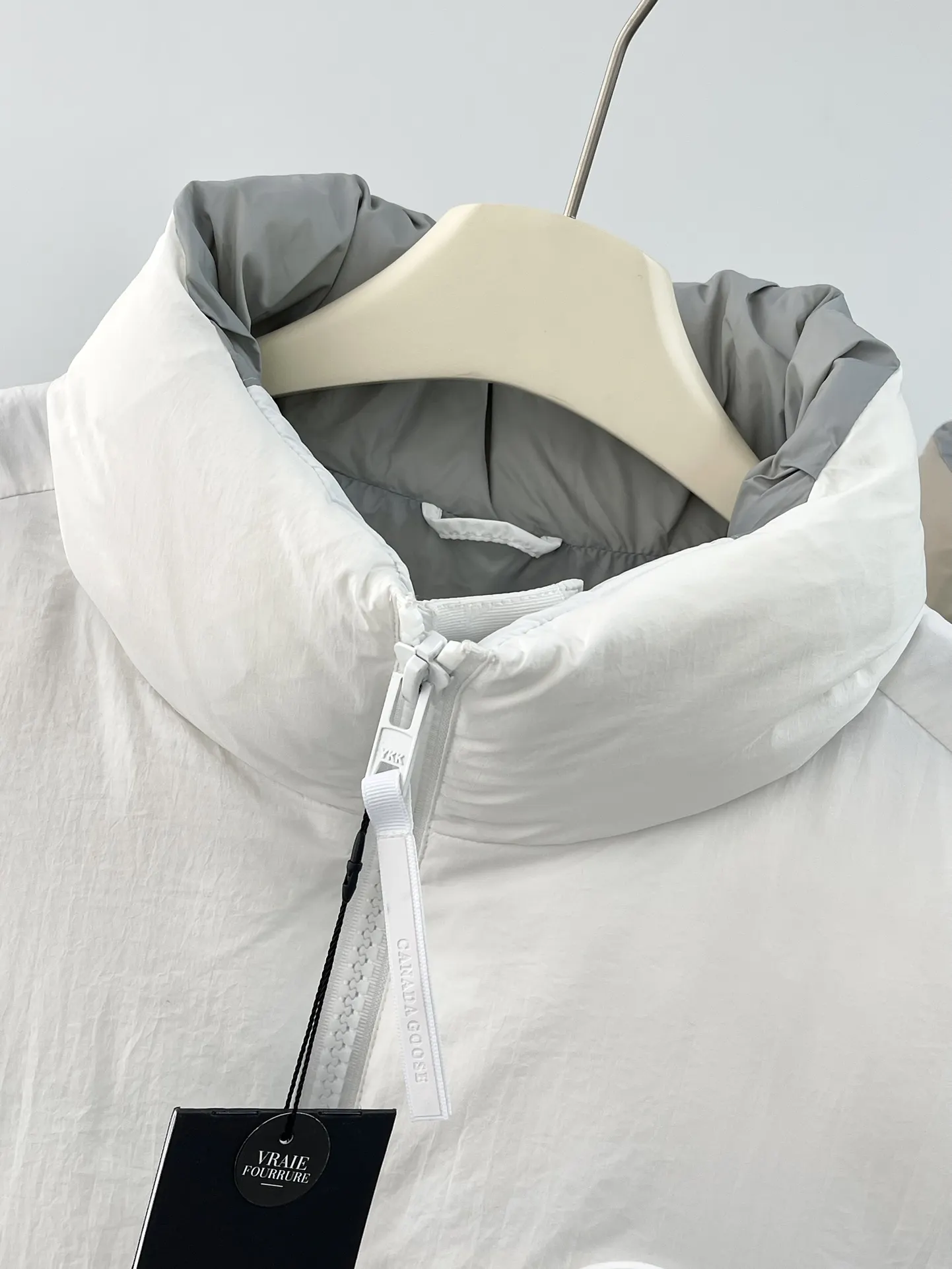 Everett Pastels Down-Filled Gilet D34022715 — view 2