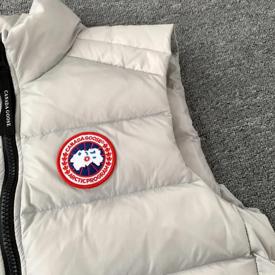 Crofton Down-Filled Gilet D34023513 — view 4