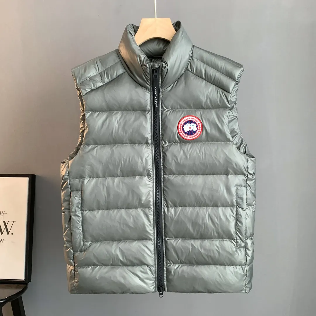 Crofton Down-Filled Quilted Gilet D34023512