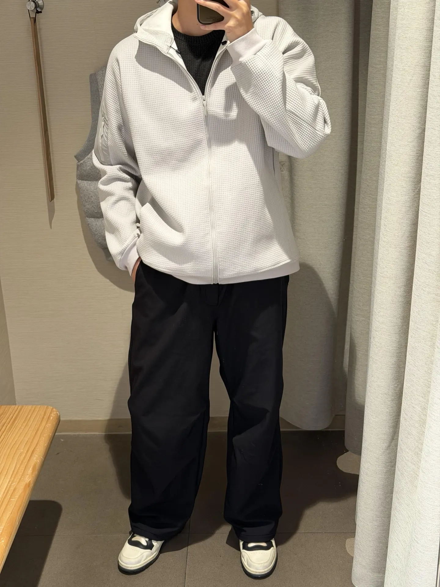 Olera Waffle-Knit Full-Zip Hoodie D34022669 — view 3