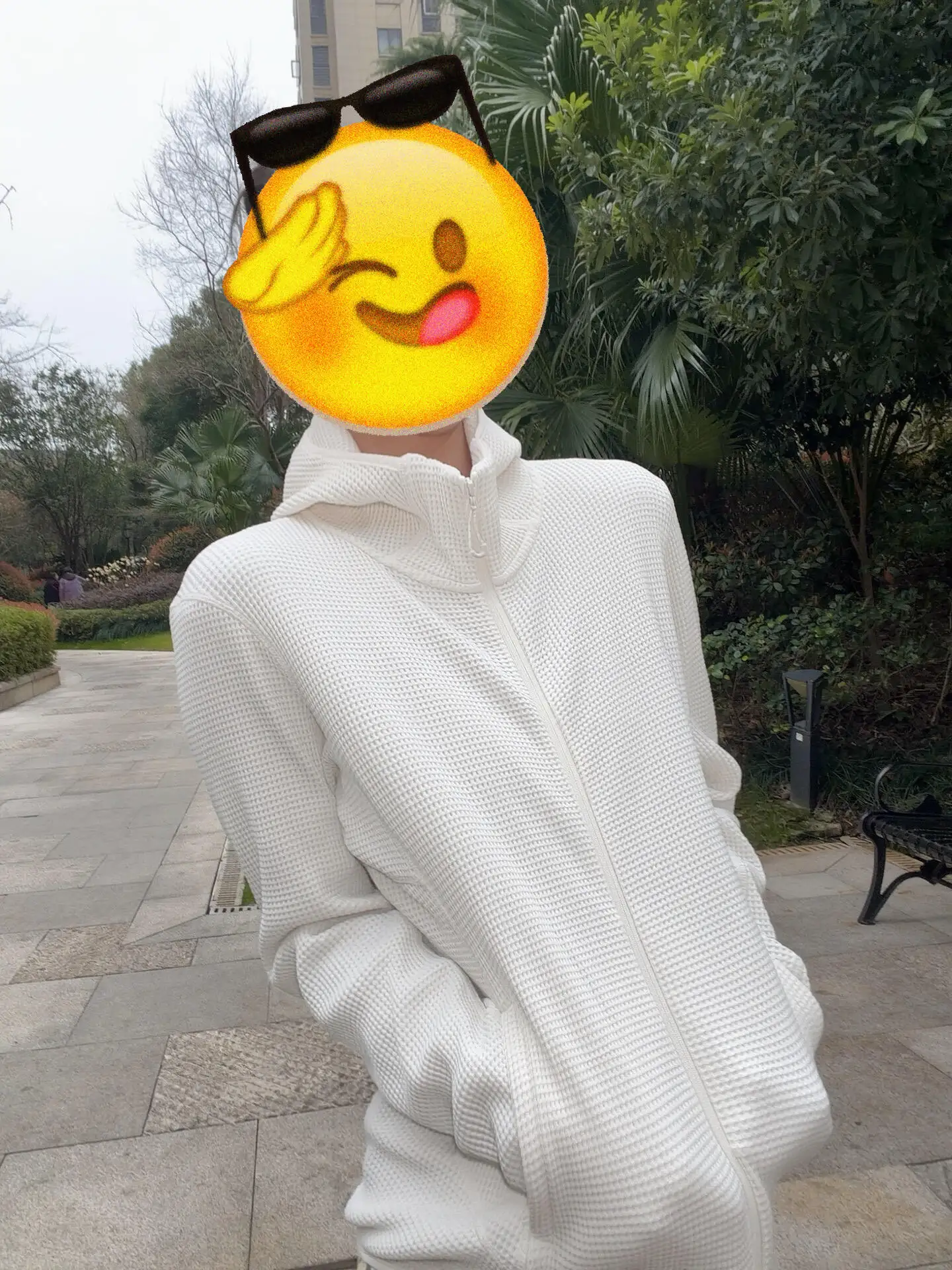 Olera Waffle-Knit Full-Zip Hoodie D34022669 — view 6