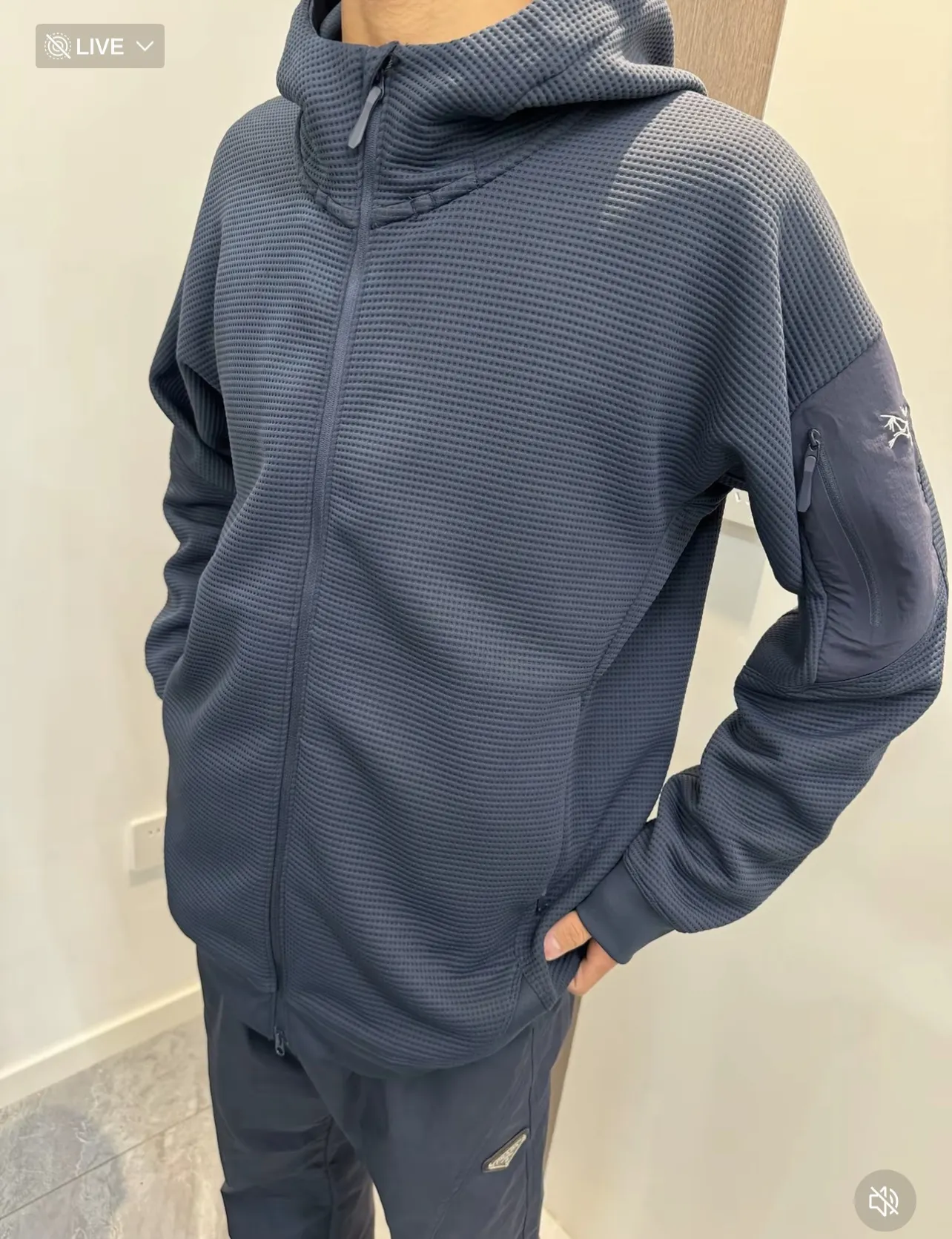 Olera Waffle-Knit Full-Zip Hoodie D34022671 — view 3