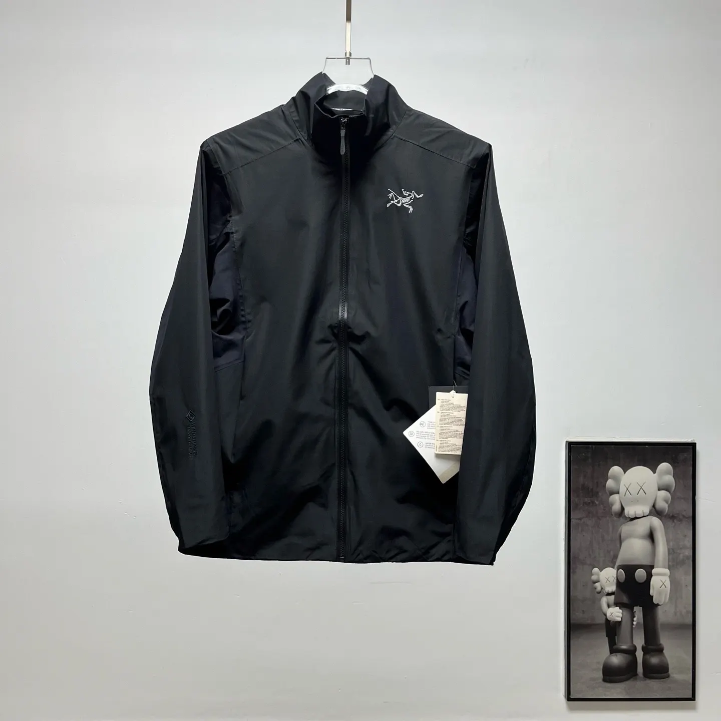 Solano Embroidered Softshell Jacket D34022661 — view 7