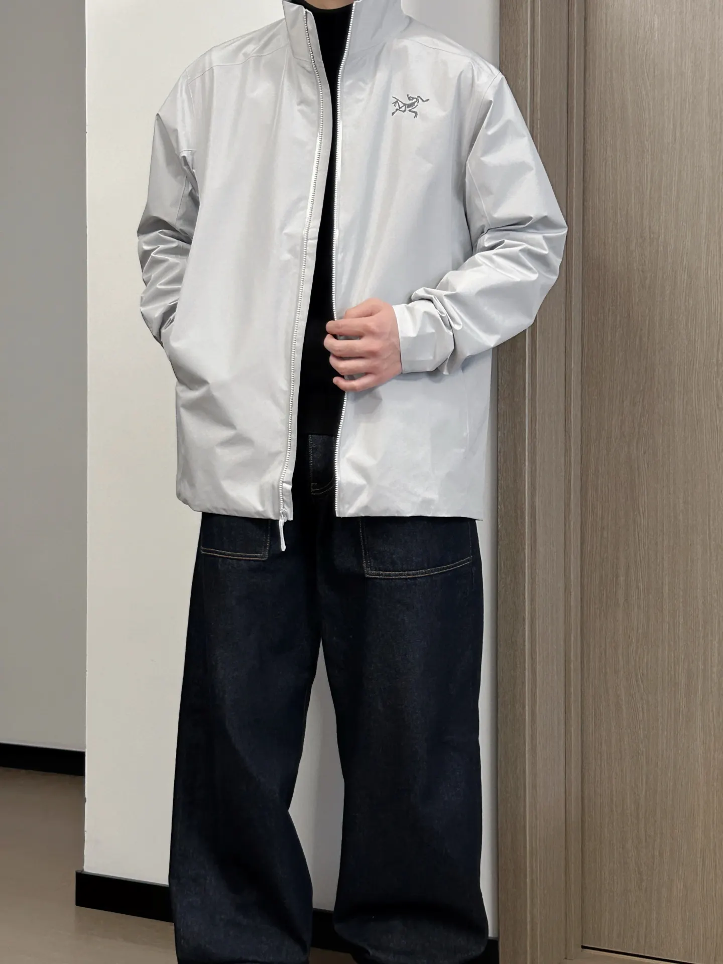 Solano Embroidered Logo Softshell Jacket D34022664 — view 2