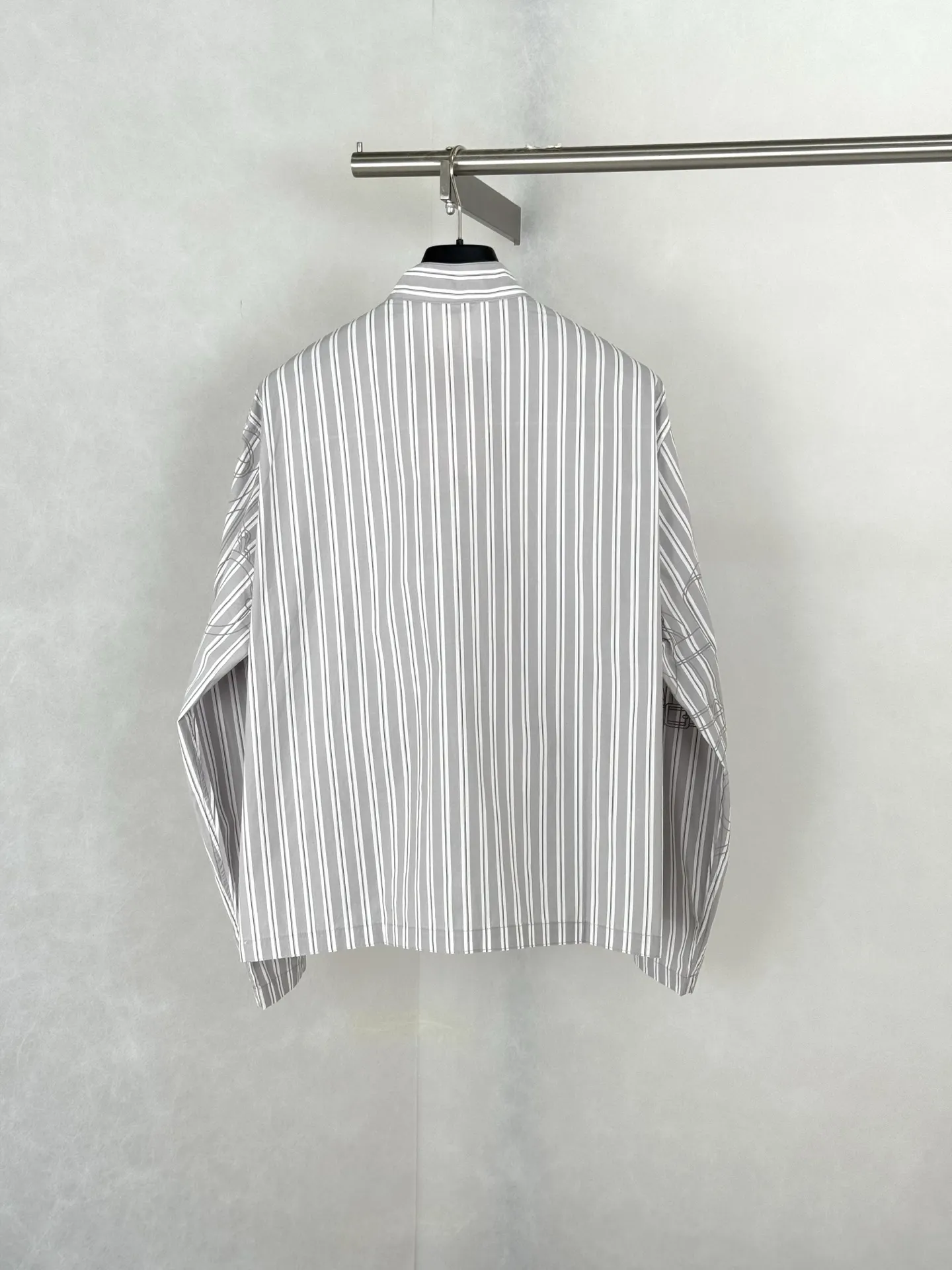 Striped Sketch Print Stand-Collar Jacket D34019934 — view 2