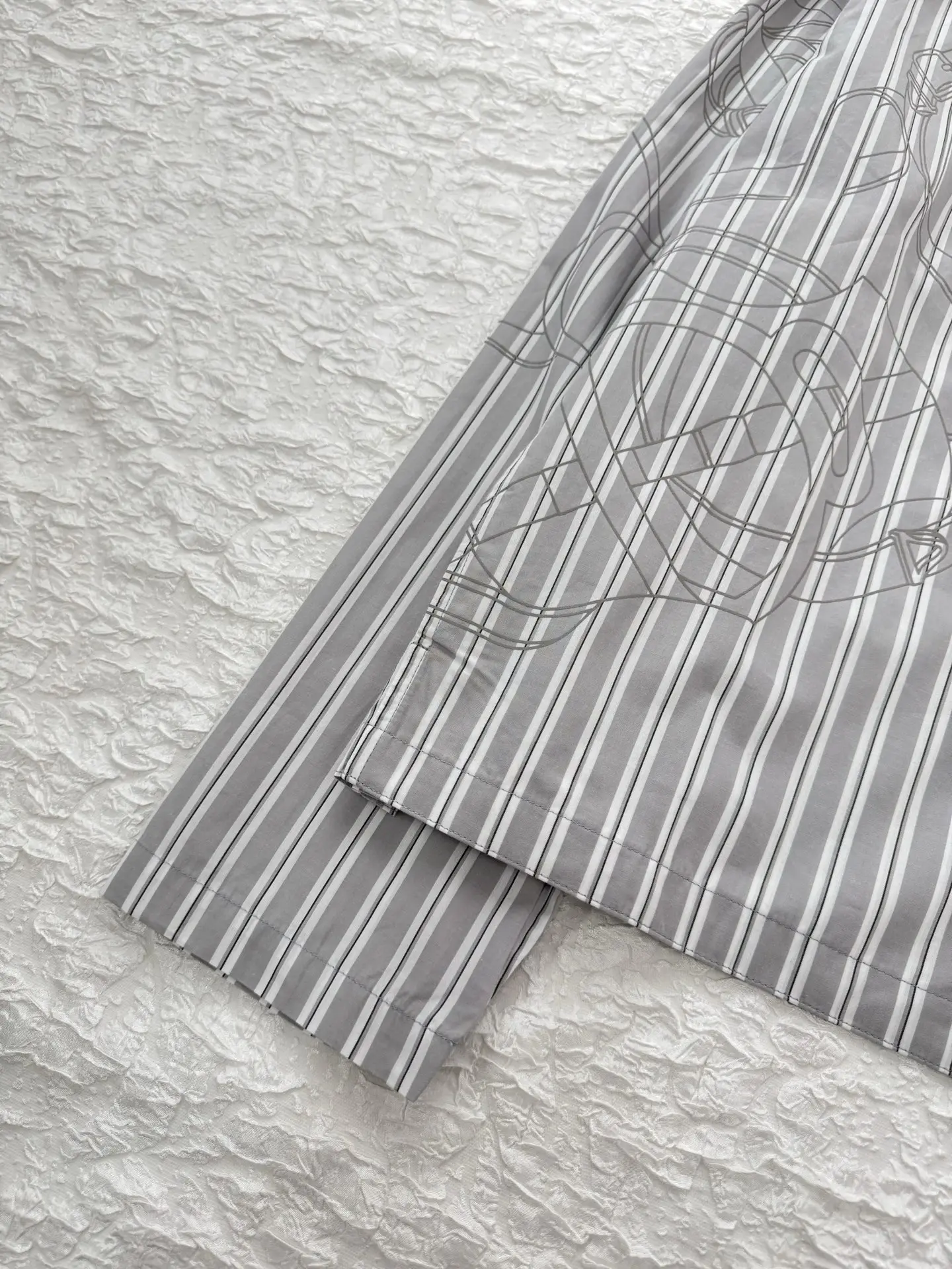 Striped Sketch Print Stand-Collar Jacket D34019934 — view 12