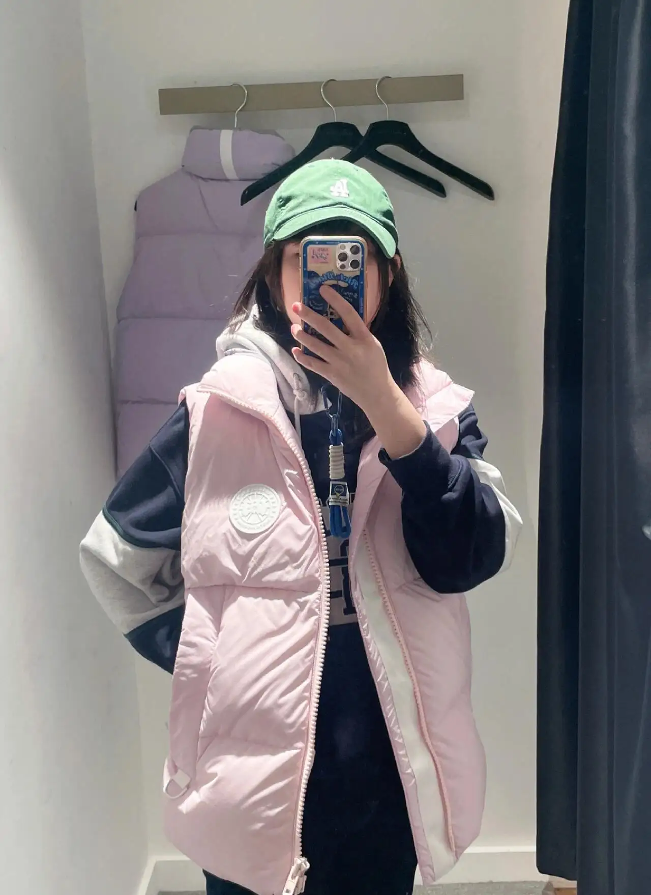 Everett Pastels Down-Filled Gilet D34022712