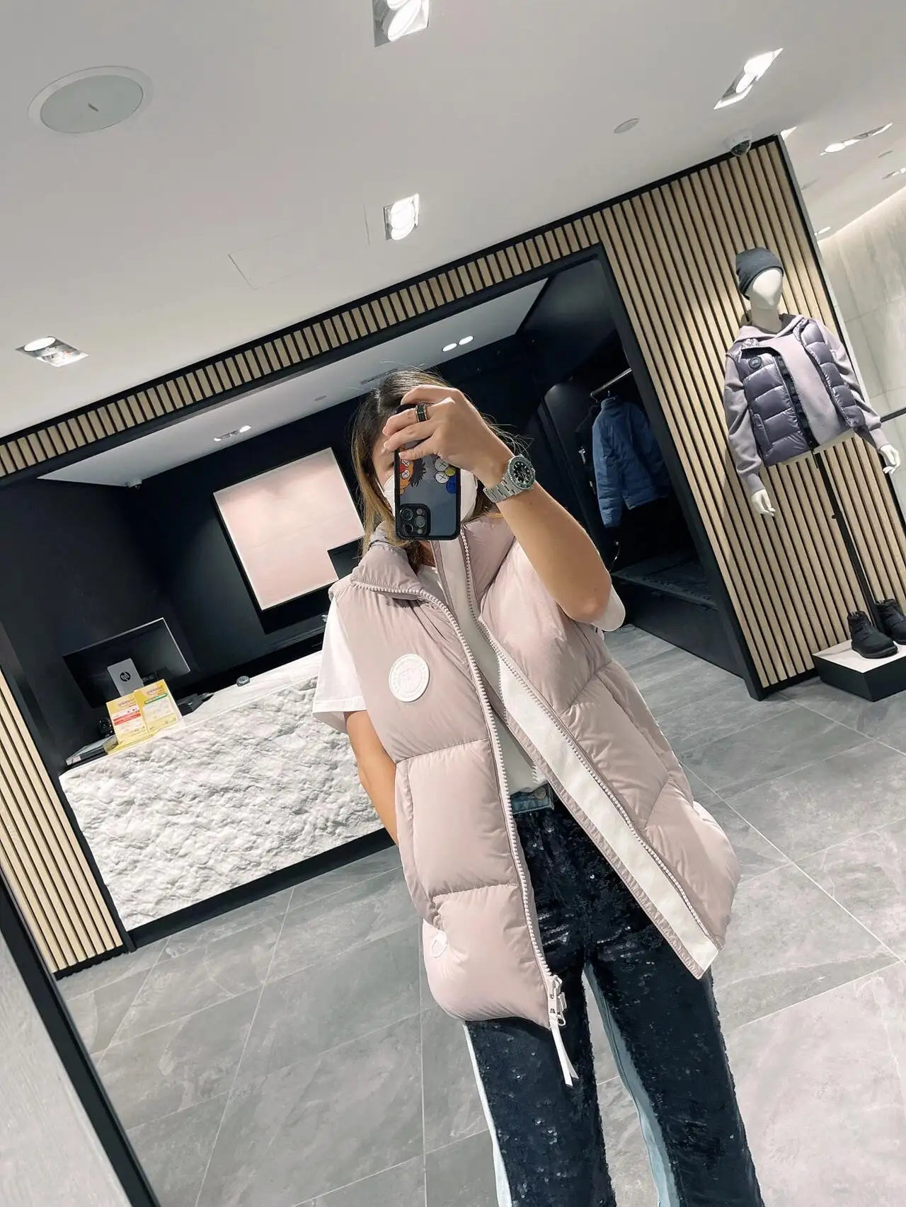 Everett Pastels Down-Filled Gilet D34022712 — view 4