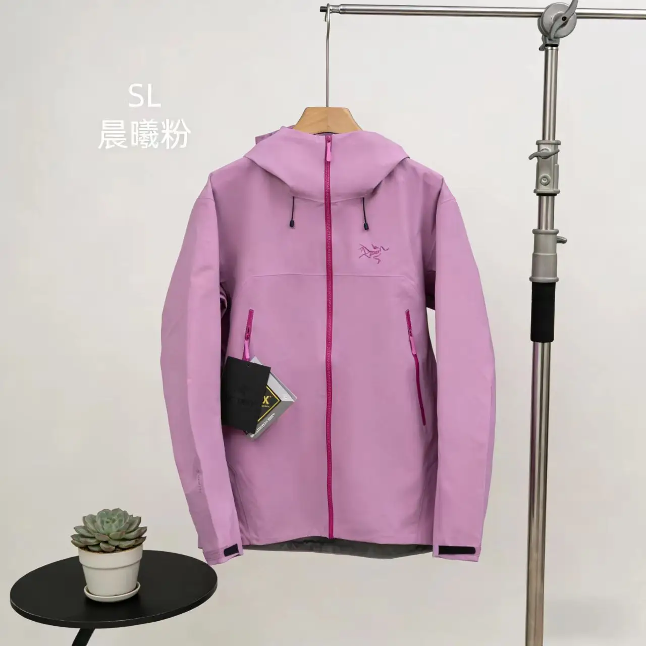 Beta SL GORE-TEX Shell Jacket D34021395 — view 3