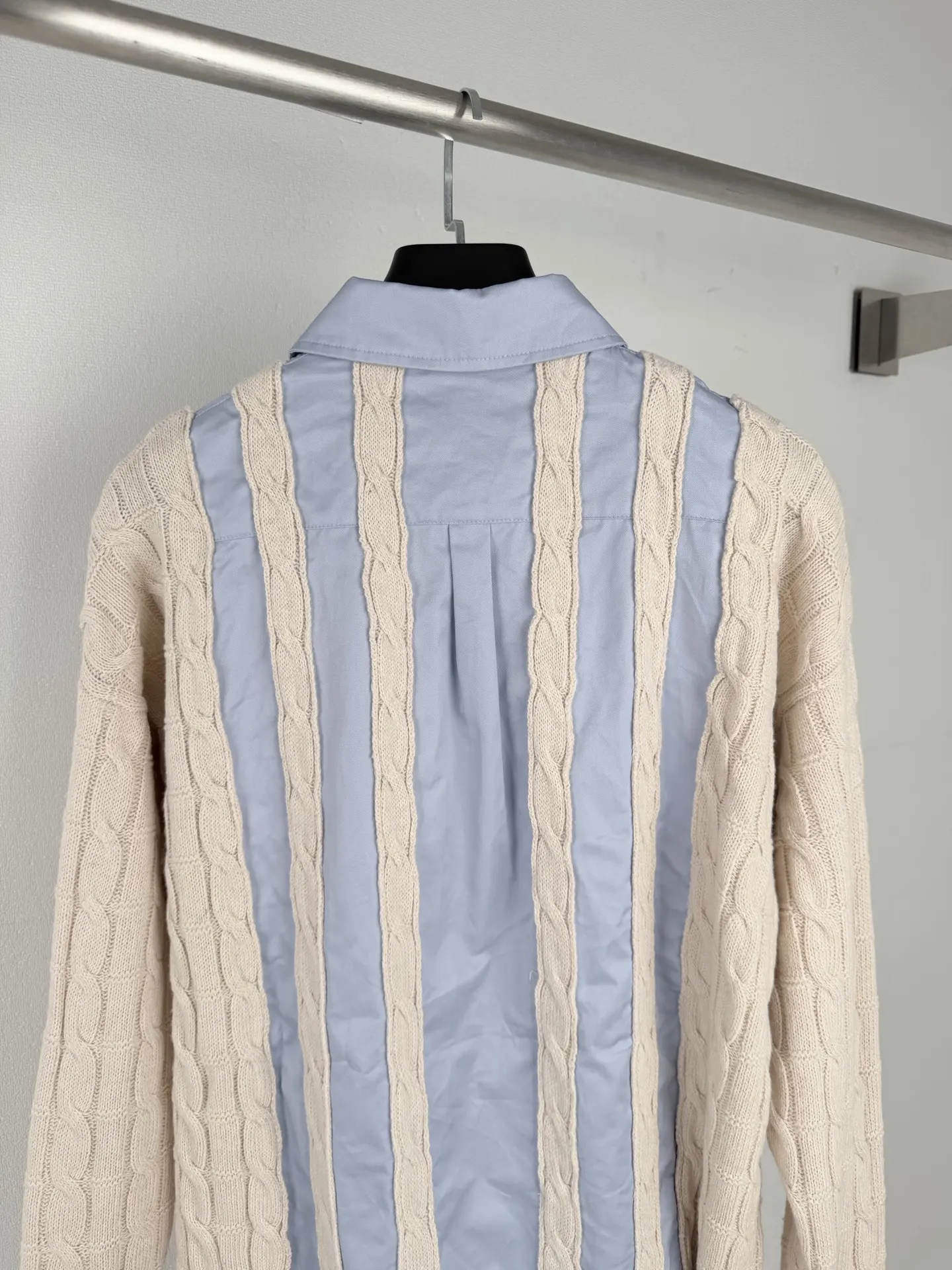 Anagram Embroidered Hybrid Cable-Knit Shirt D34521433 — view 4