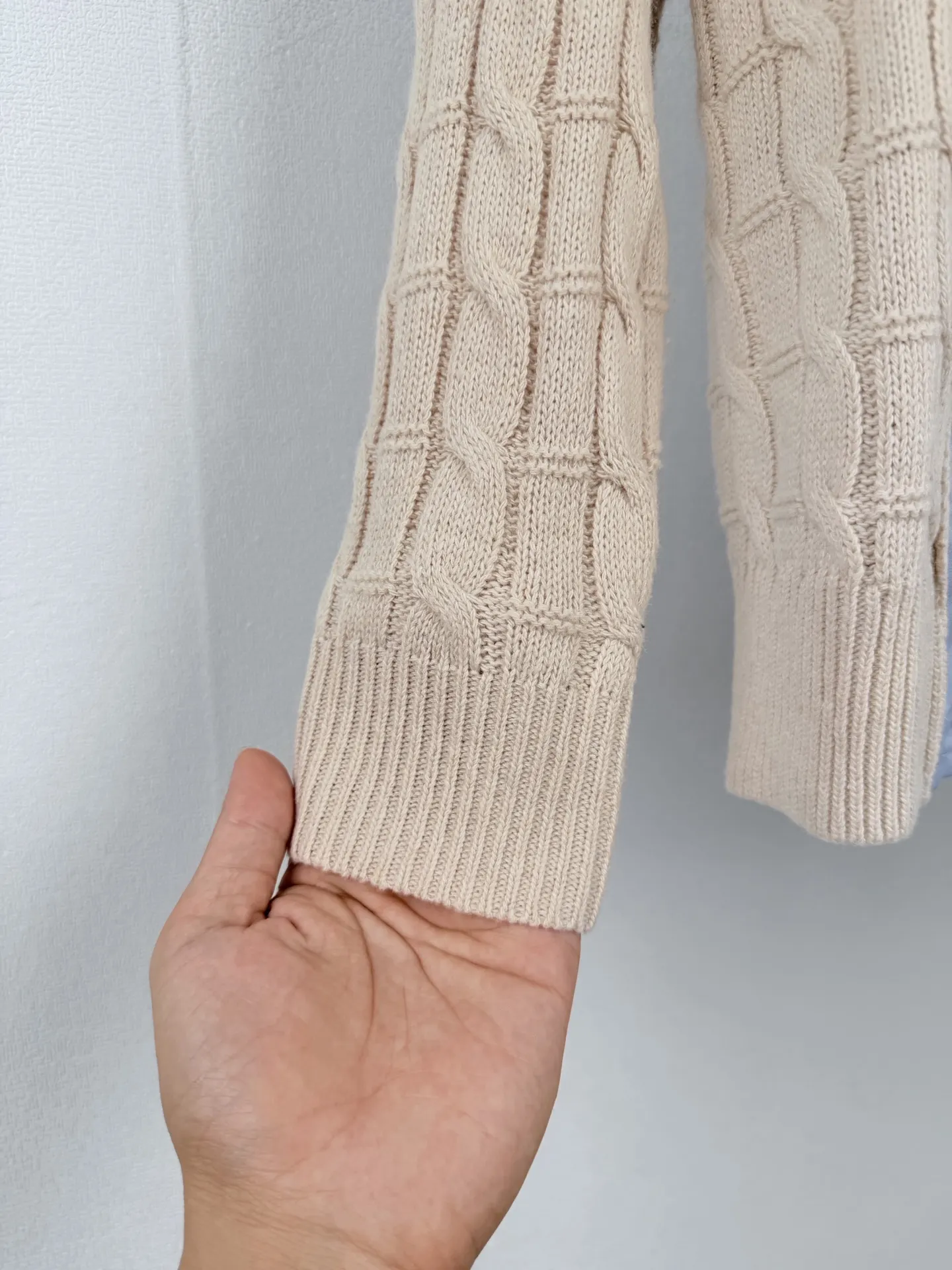 Anagram Embroidered Hybrid Cable-Knit Shirt D34521433 — view 8