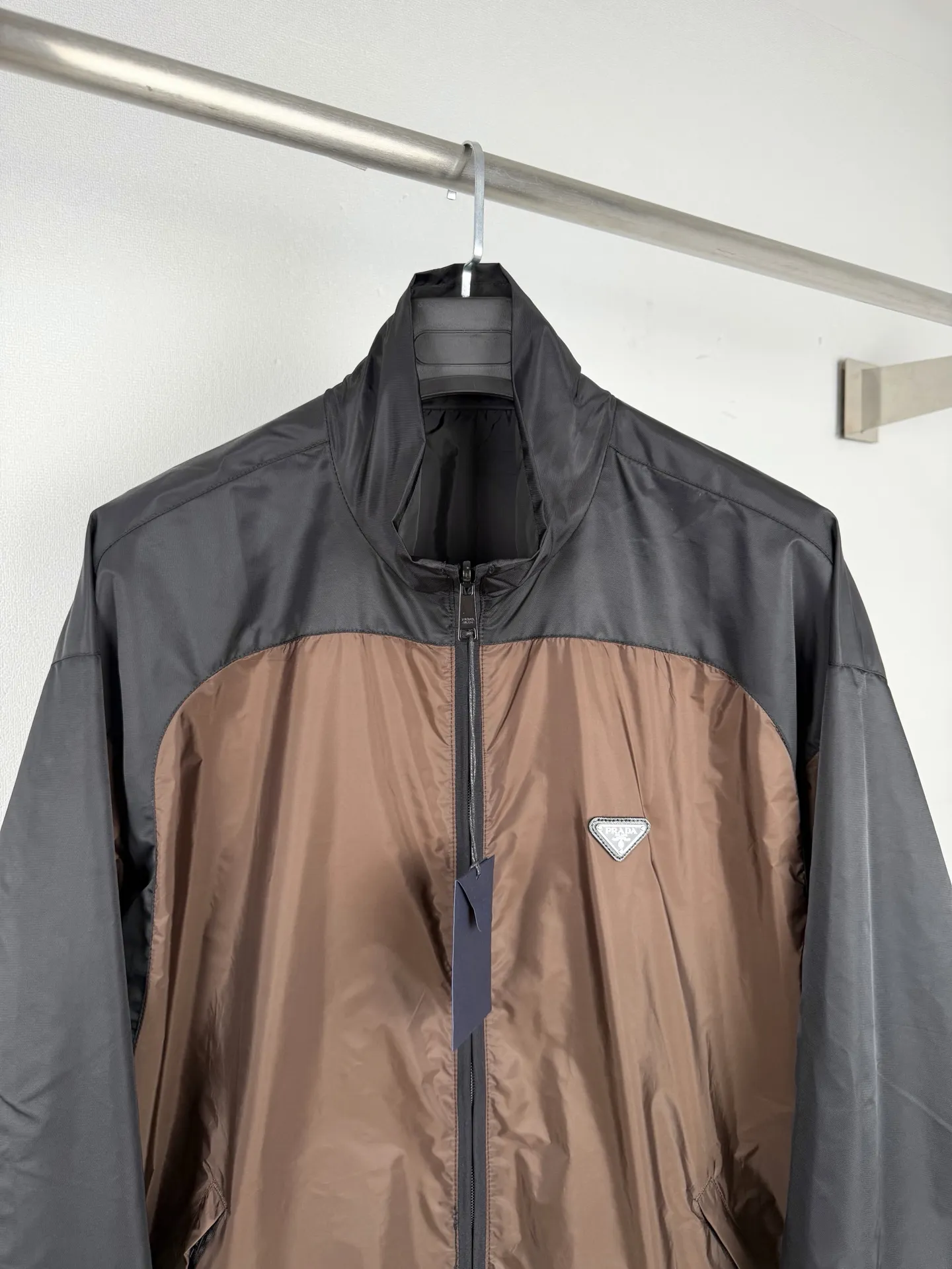Re-Nylon Color-Block Reversible Jacket D34520027 — view 2