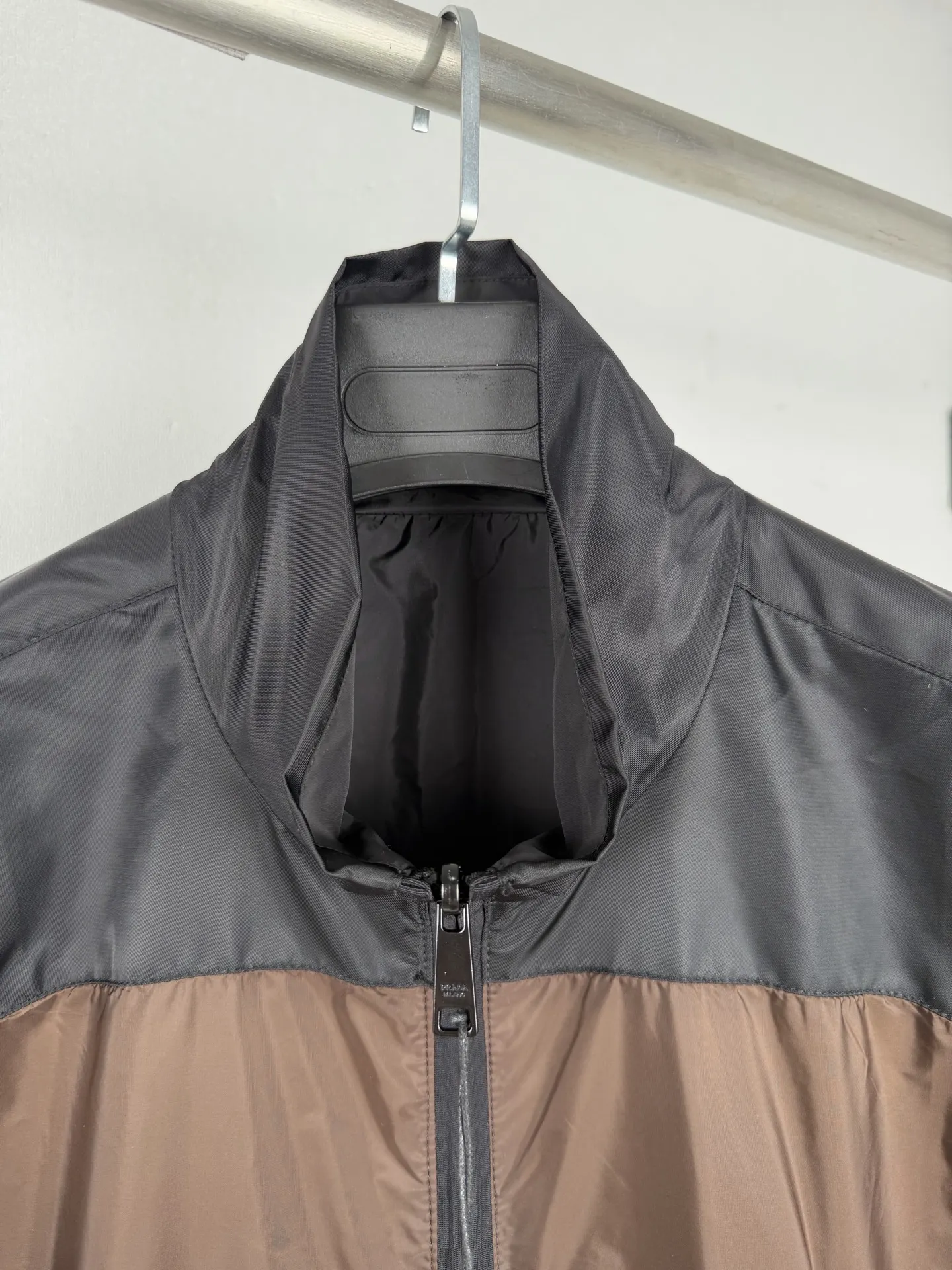 Re-Nylon Color-Block Reversible Jacket D34520027 — view 5