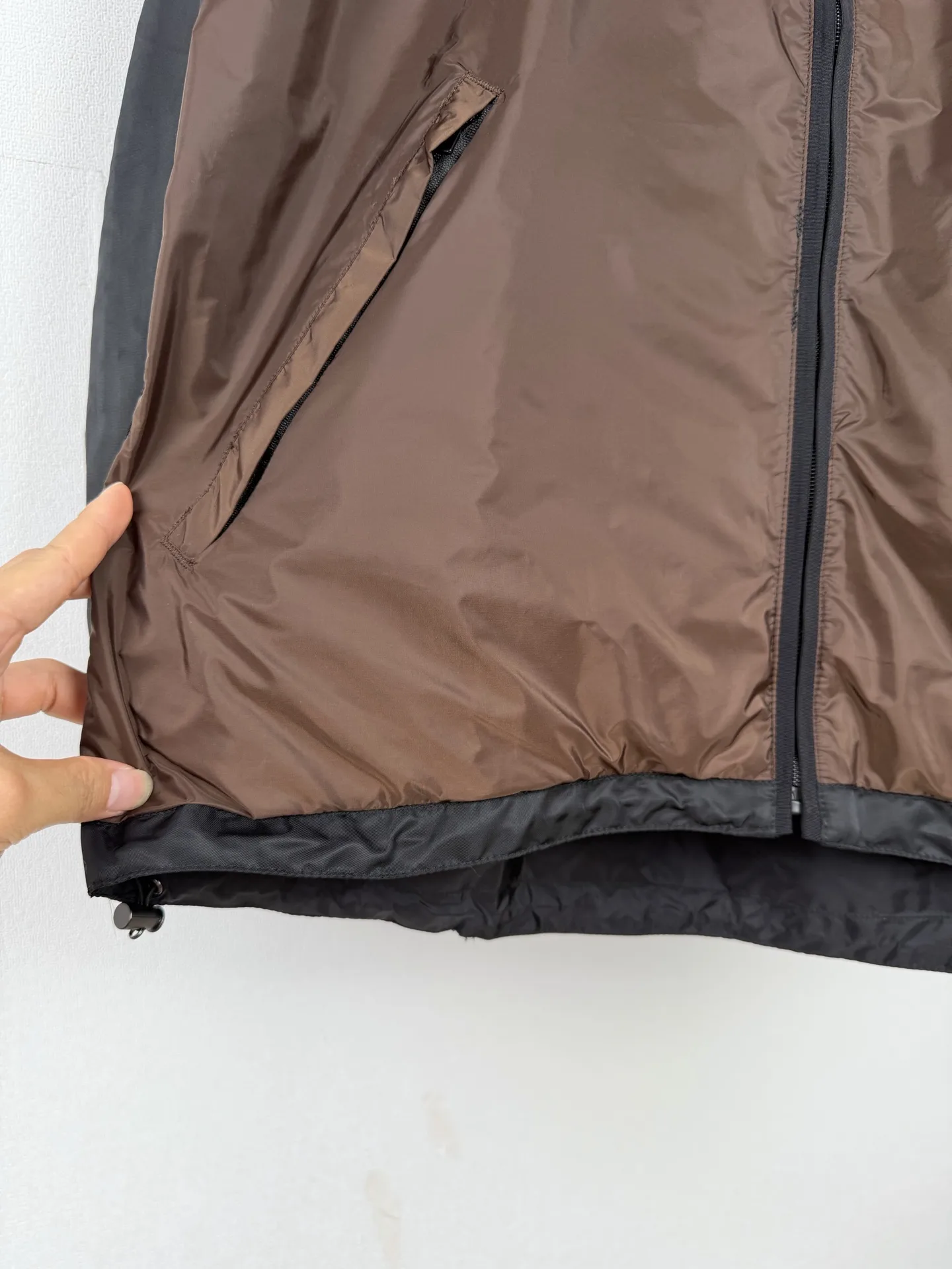 Re-Nylon Color-Block Reversible Jacket D34520027 — view 9