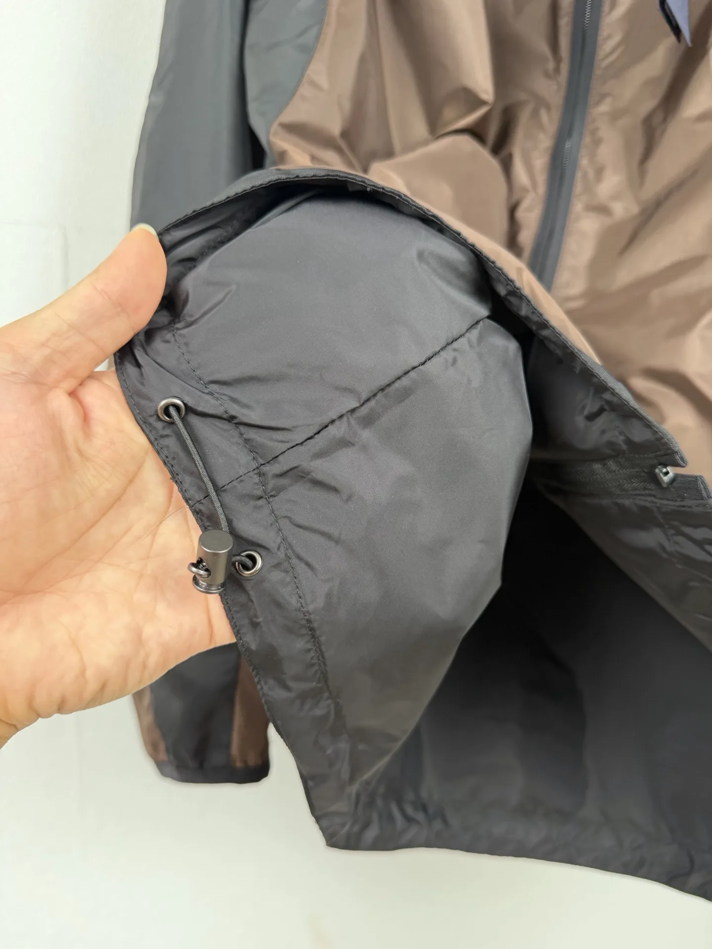 Re-Nylon Color-Block Reversible Jacket D34520027 — view 10