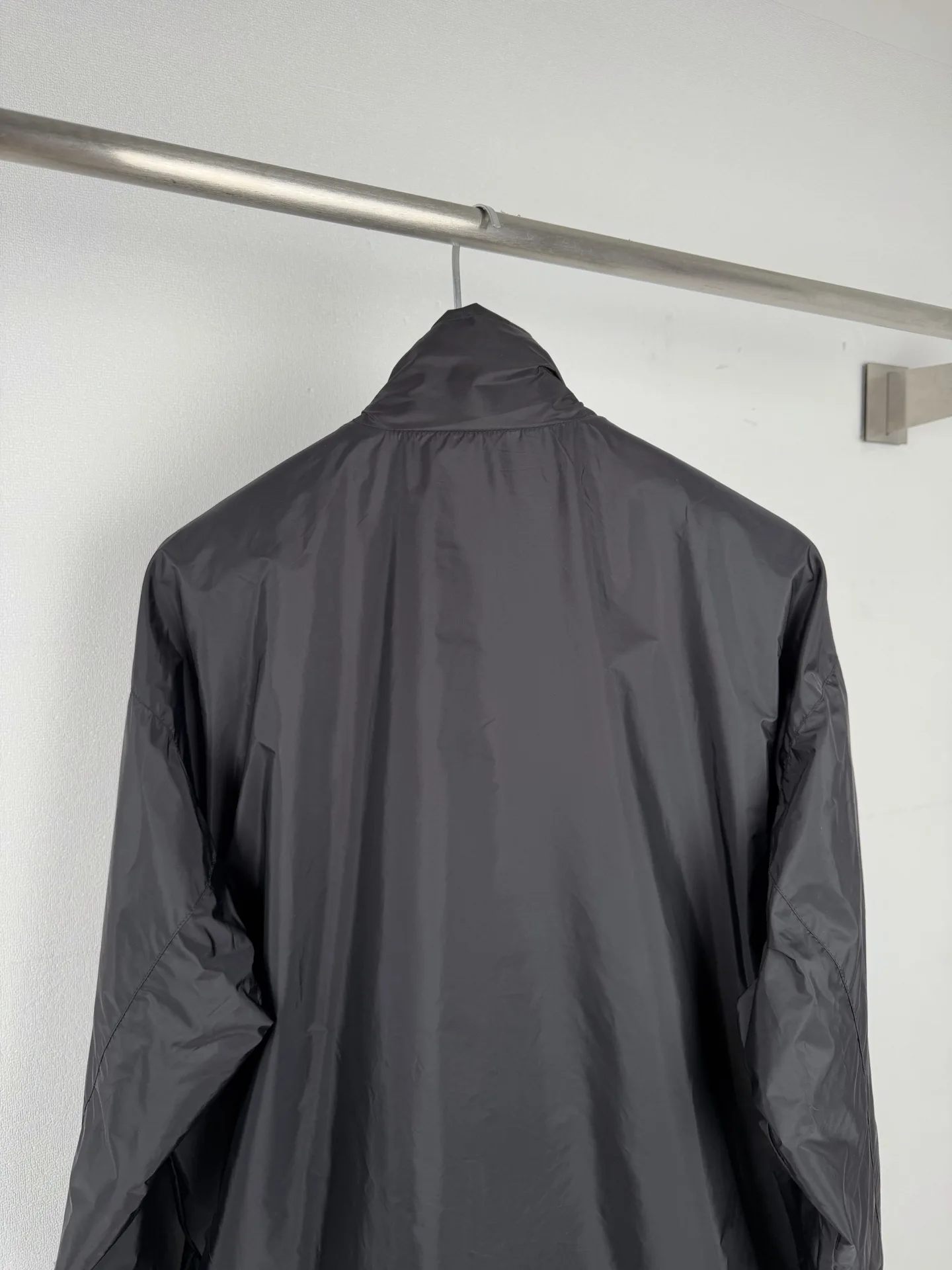 Reversible Nylon Zip-Up Jacket D34520026 — view 4