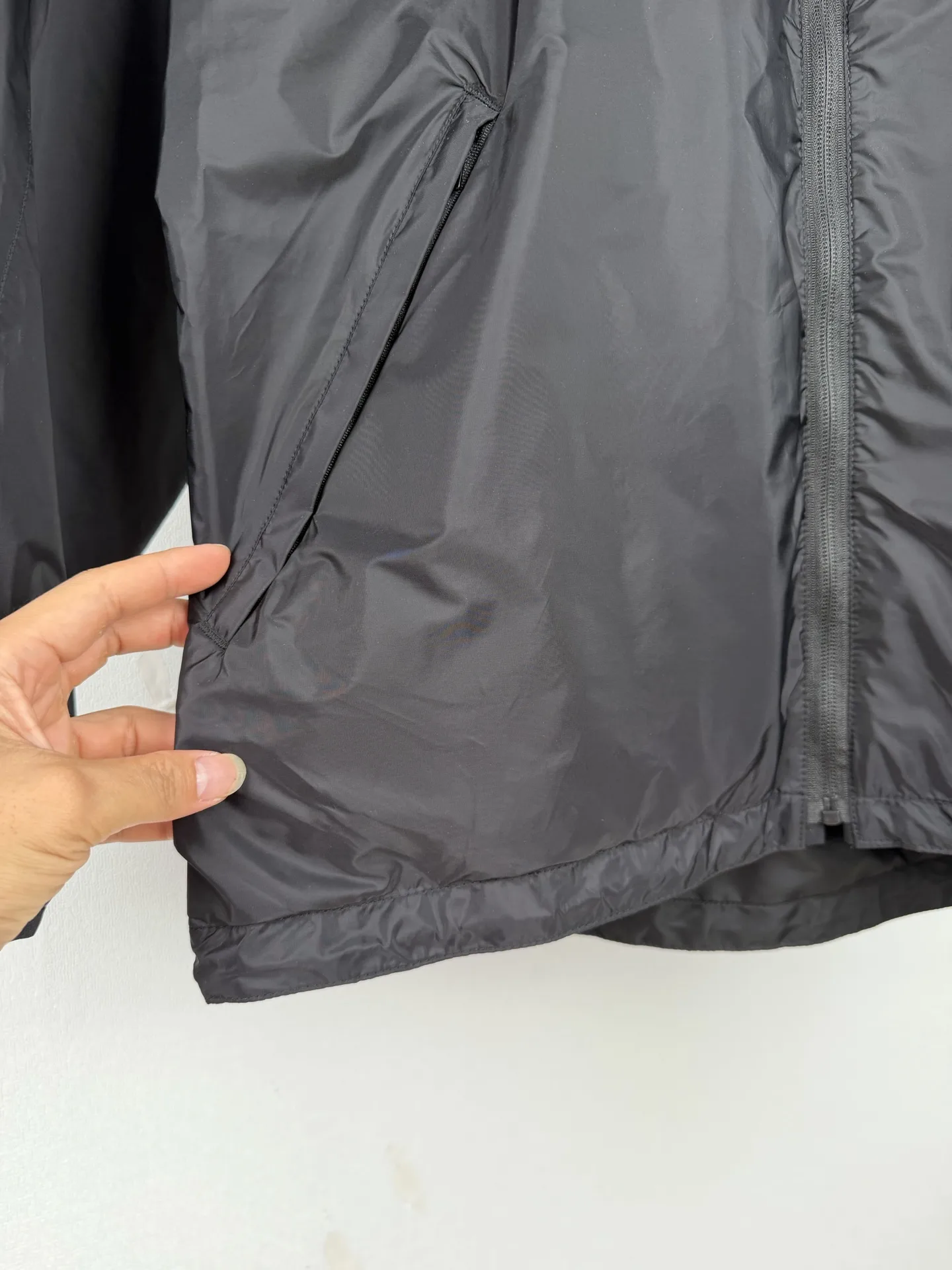 Reversible Nylon Zip-Up Jacket D34520026 — view 9