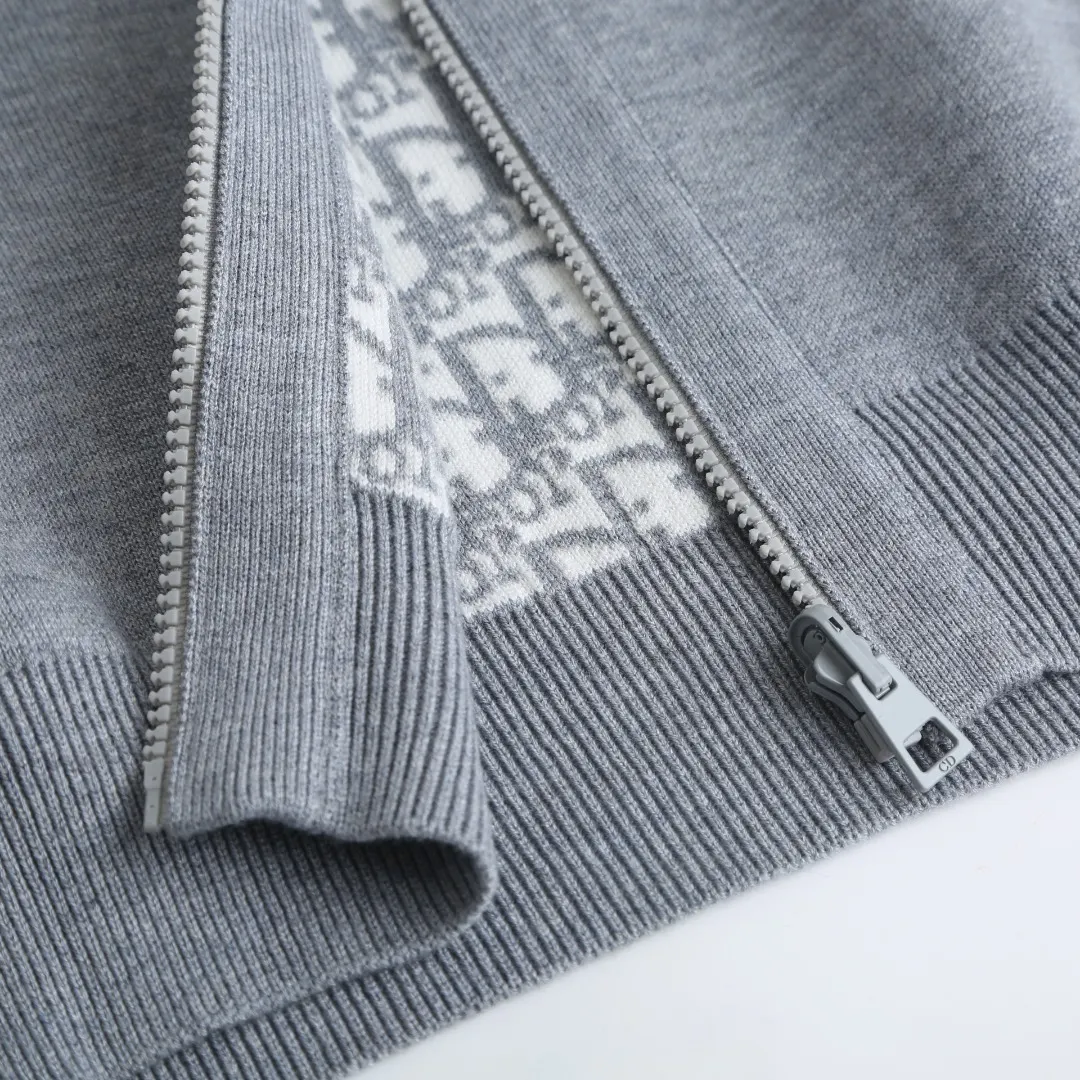 Reversible Oblique Cashmere-Blend Zip-Up Hoodie D35021914 — view 7