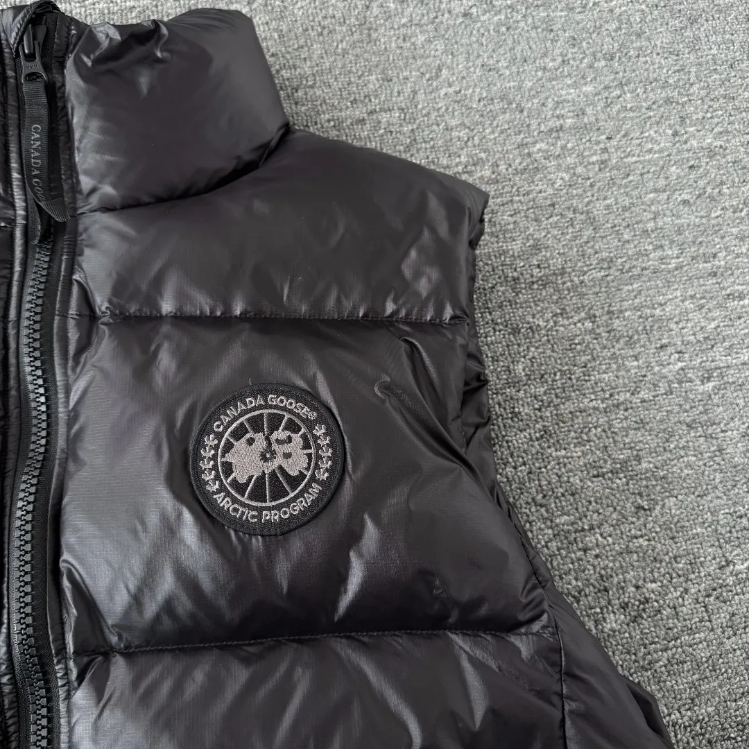 Cypress Puffer Down Vest D35023531 — view 4