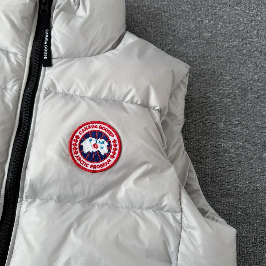 Cypress Down-Filled Puffer Gilet D35023528 — view 4