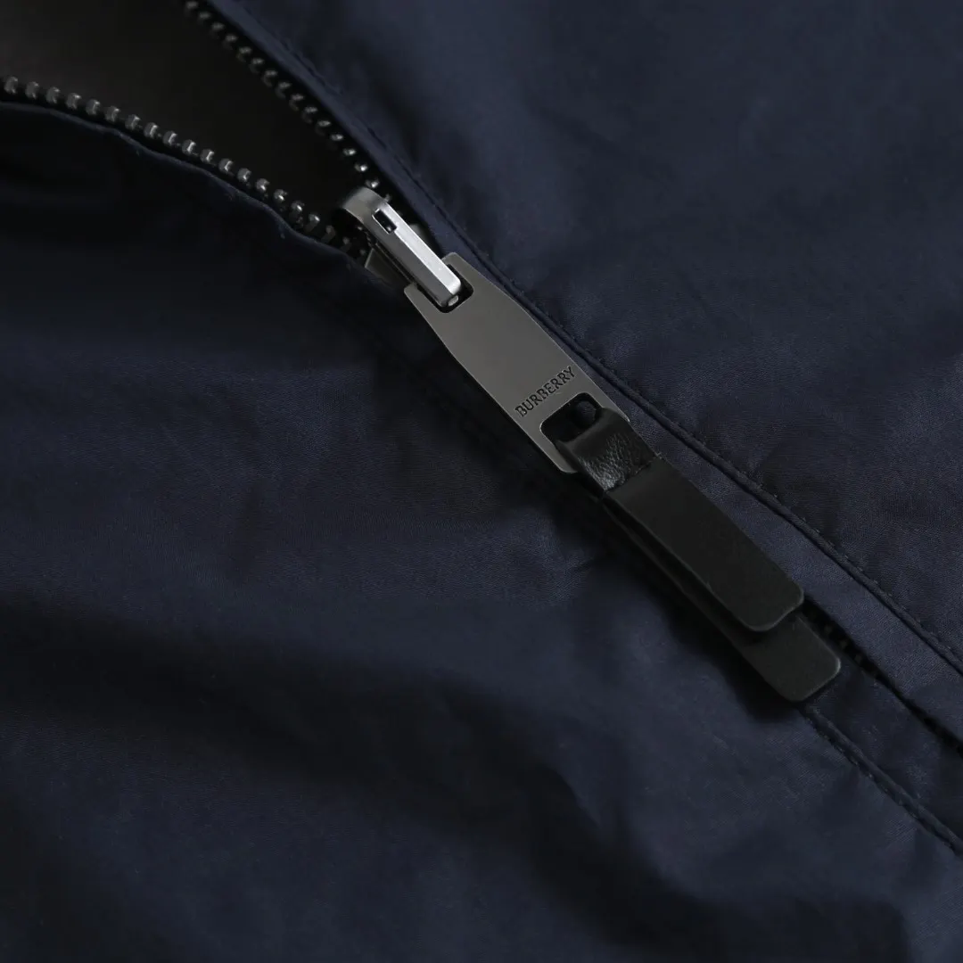 Reversible Logo-Appliqué Funnel-Neck Jacket D35523596 — view 4