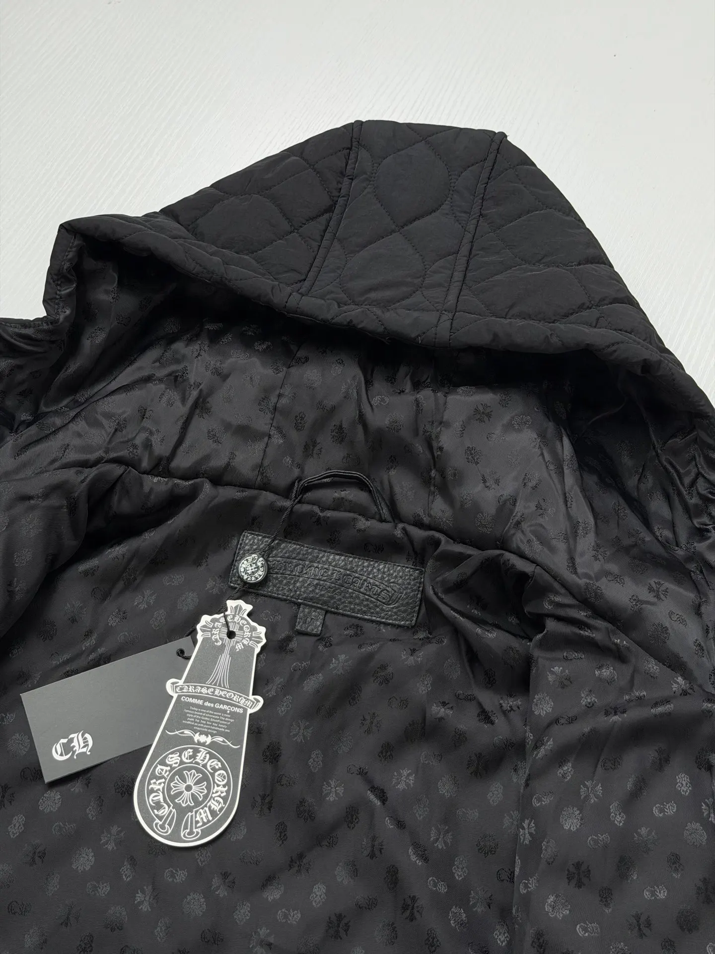 Quilted Hooded Puffer Jacket D35523454 — view 9