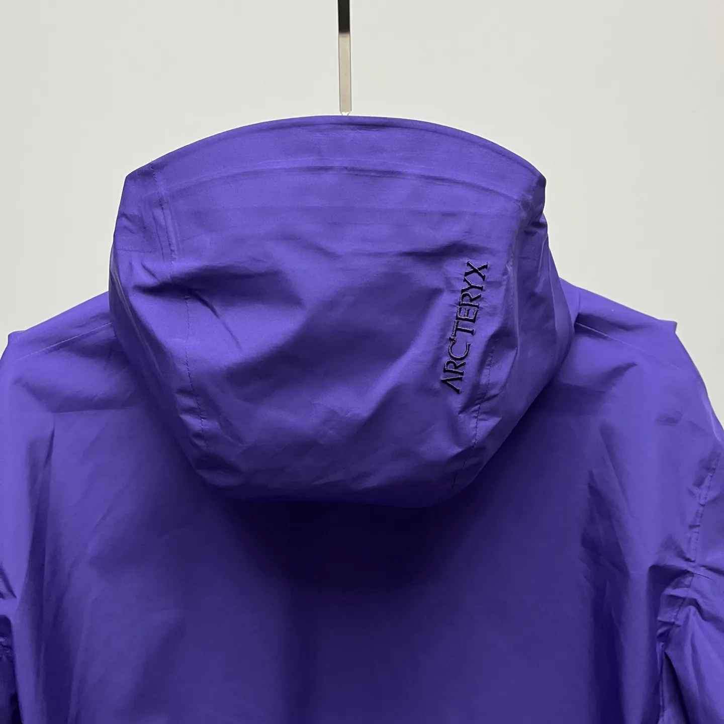 Beta GORE-TEX Hooded Shell Jacket D36022645 — view 8