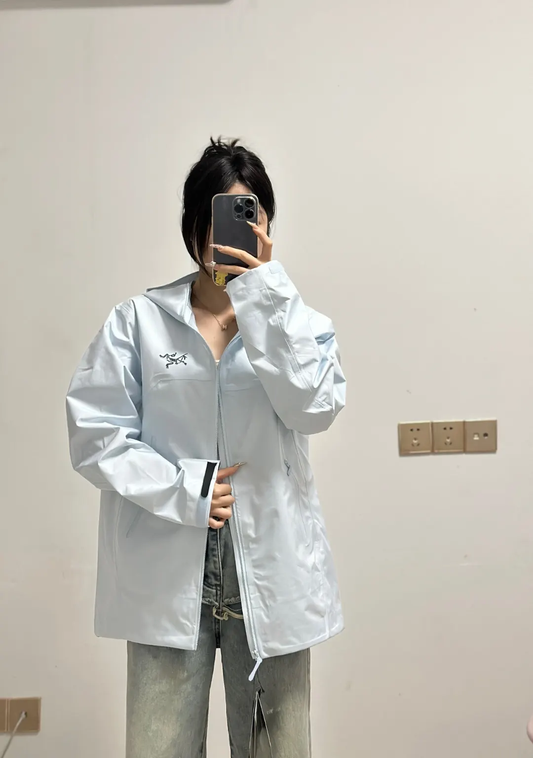 Beta GORE-TEX Hooded Shell Jacket D36022636 — view 6