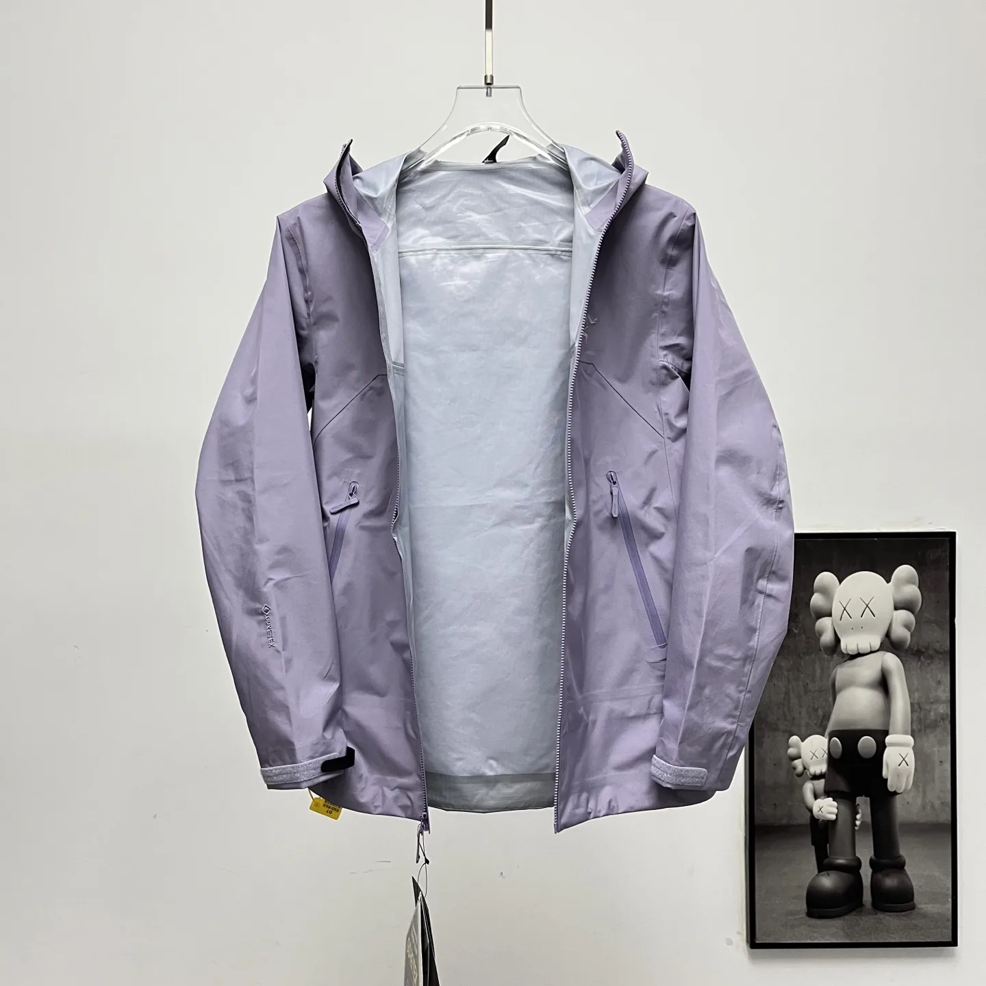 Beta GORE-TEX Hooded Shell Jacket D36022641 — view 7