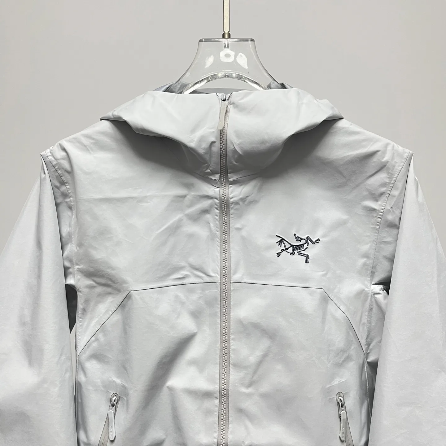 Beta GORE-TEX Hooded Shell Jacket D36022635 — view 8