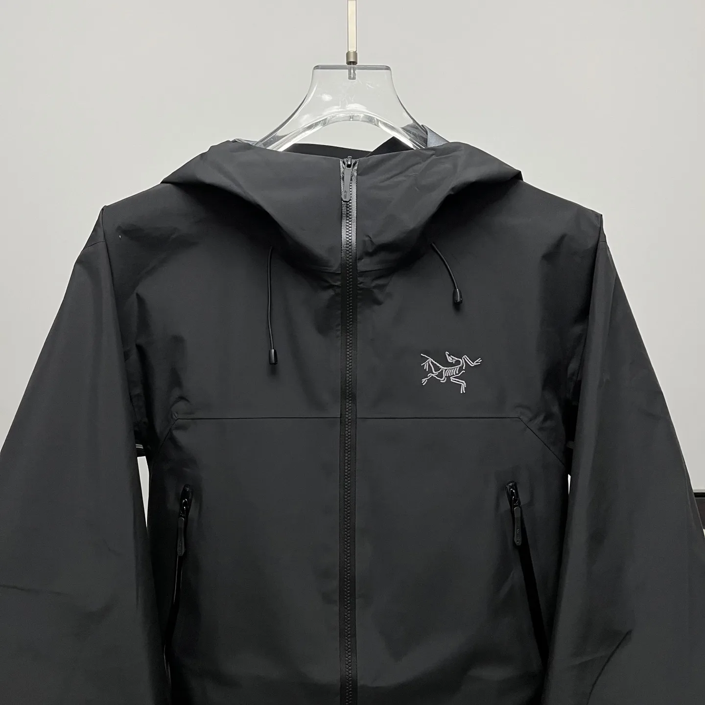 Beta GORE-TEX Lightweight Shell Jacket D36022633 — view 7
