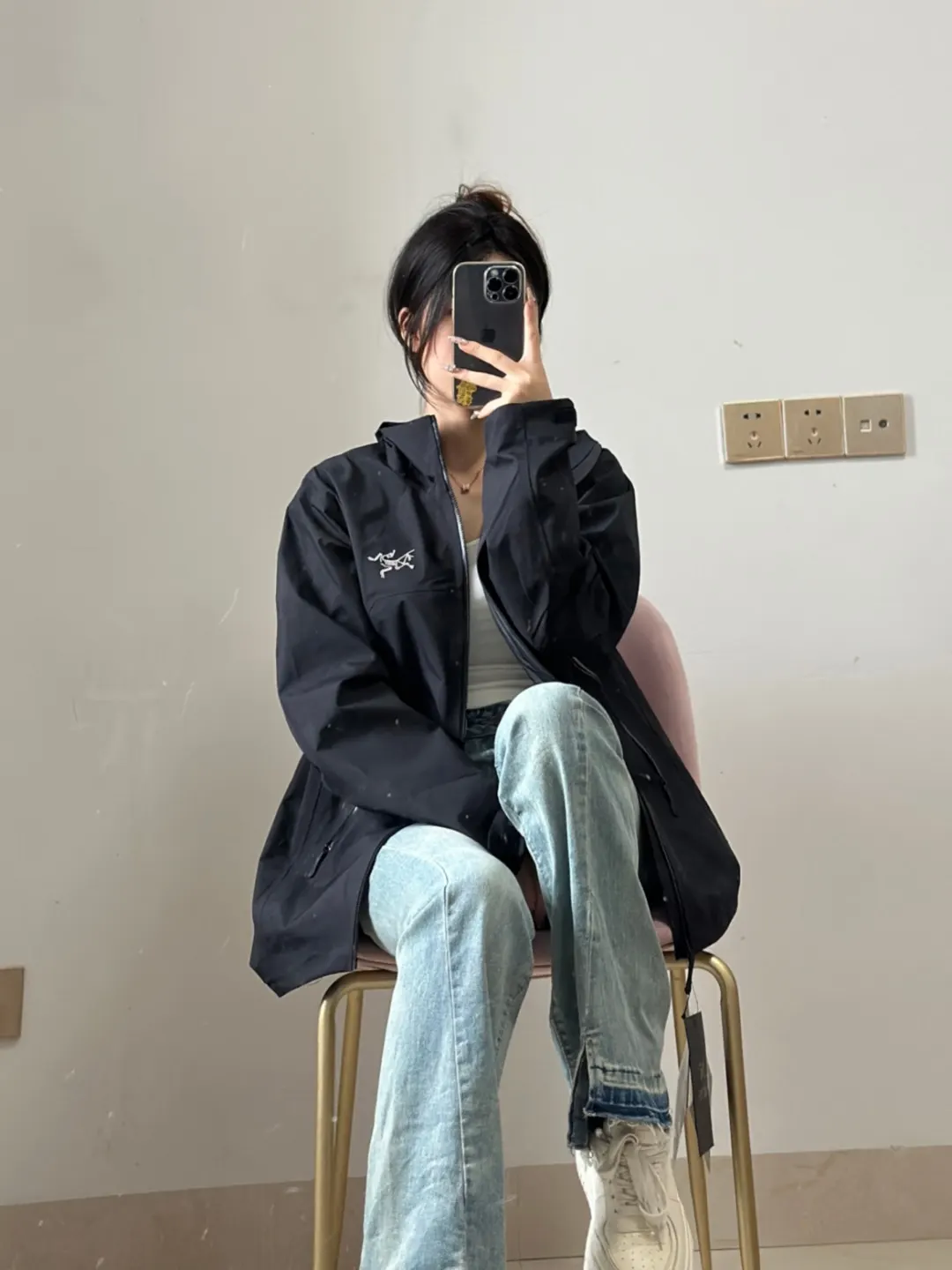 Beta GORE-TEX Hooded Shell Jacket D36022632 — view 5
