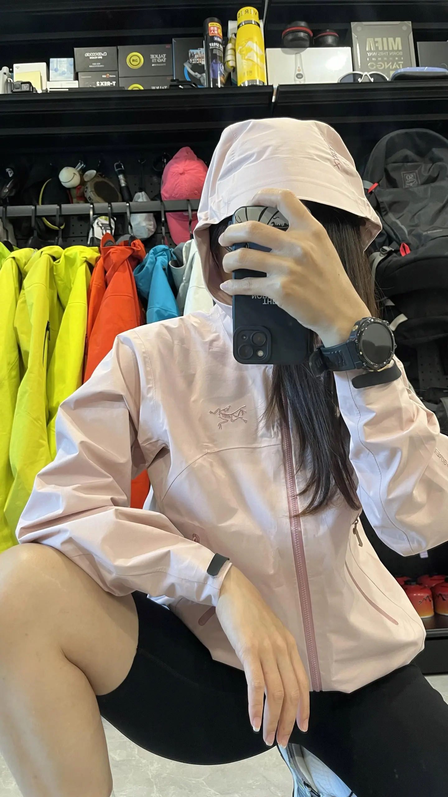 Beta GORE-TEX Lightweight Shell Jacket D36022638