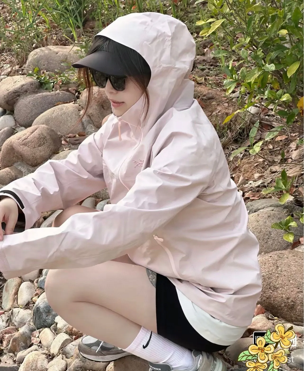 Beta GORE-TEX Lightweight Shell Jacket D36022638 — view 4