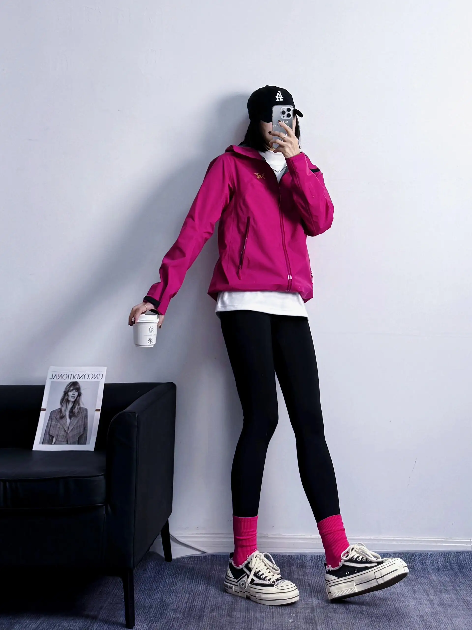 Beta GORE-TEX Hooded Shell Jacket D36022642 — view 4