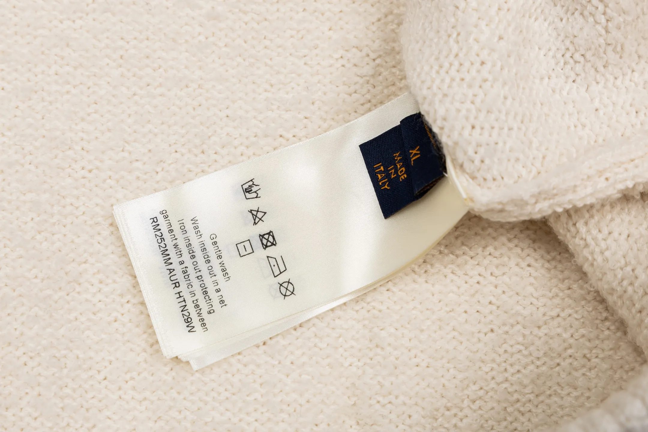 Logo Embroidery Zip-Up Wool Cardigan D36019817 — view 9
